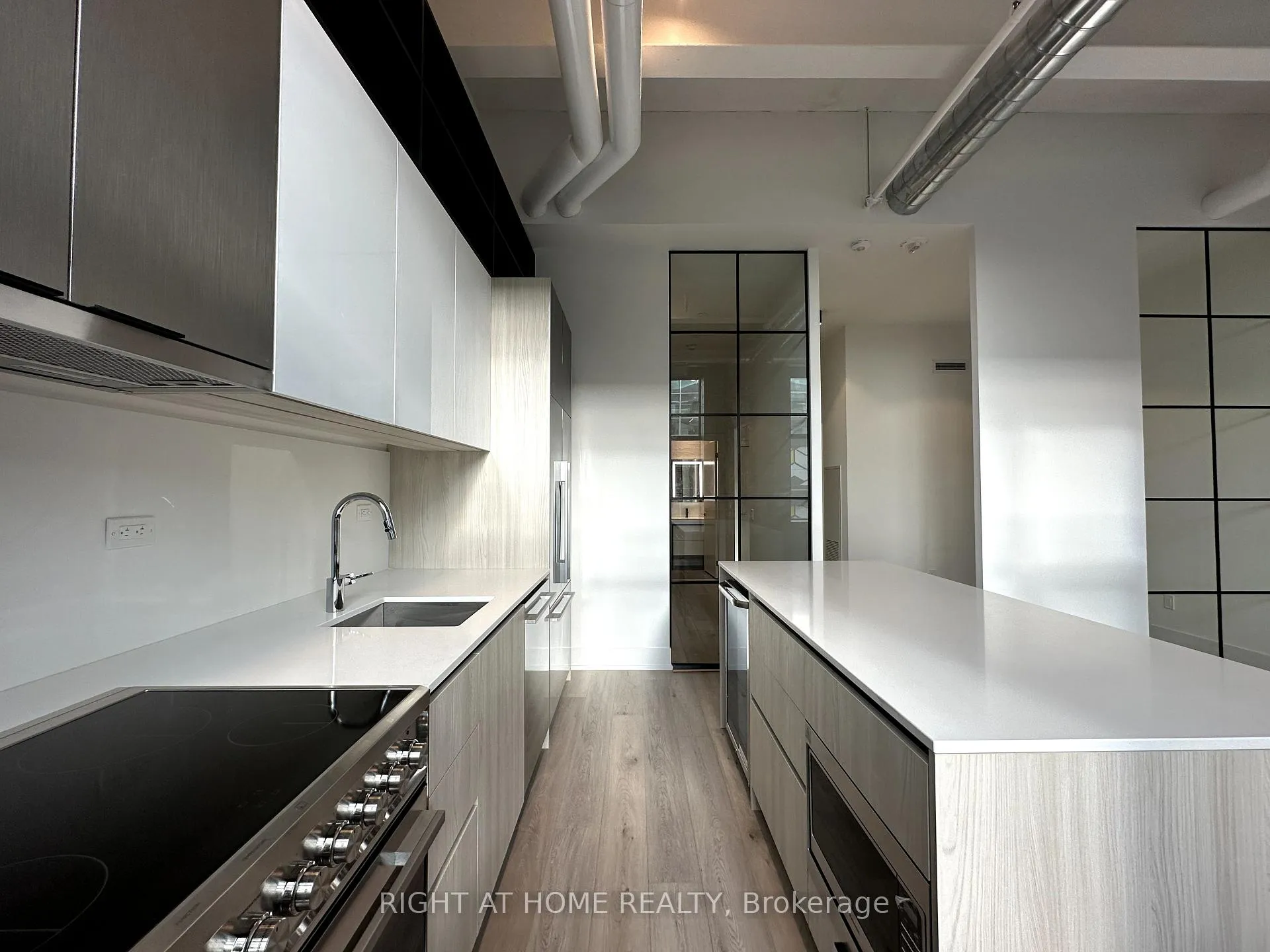 Photo 4 of Unit 407, 150 Logan Avenue, Toronto, South Riverdale — HOMEH