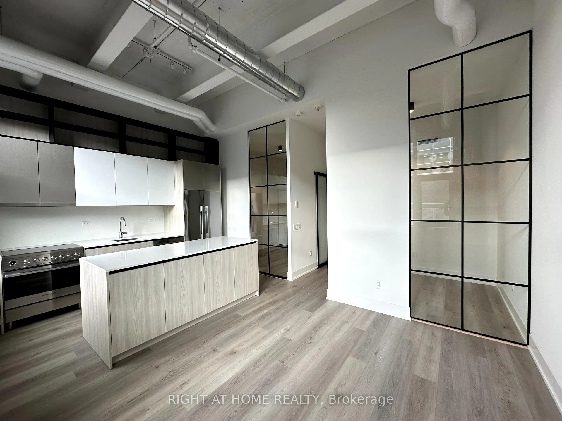 Photo 5 of Unit 407, 150 Logan Avenue, Toronto, South Riverdale — HOMEH