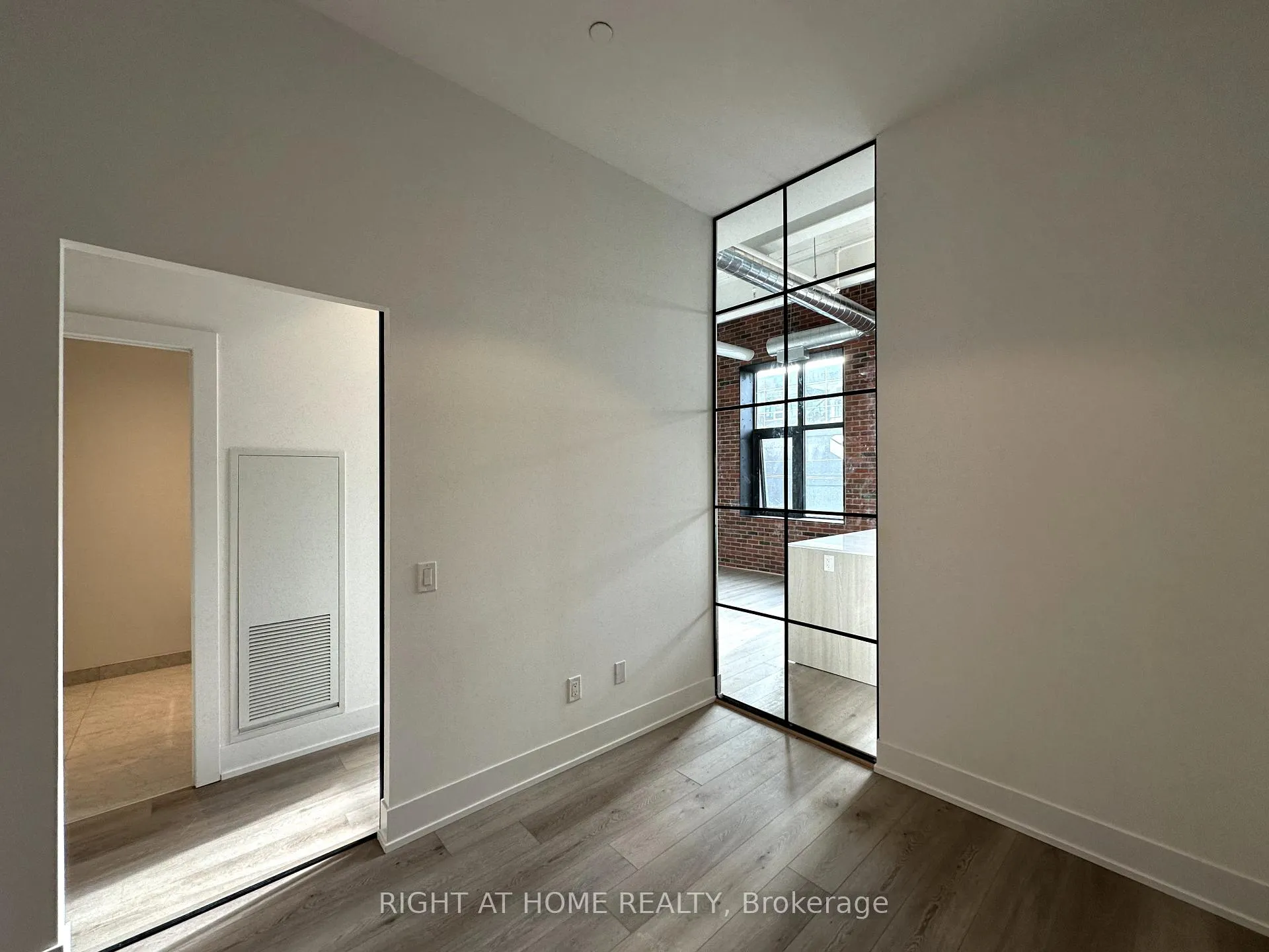 Photo 9 of Unit 407, 150 Logan Avenue, Toronto, South Riverdale — HOMEH