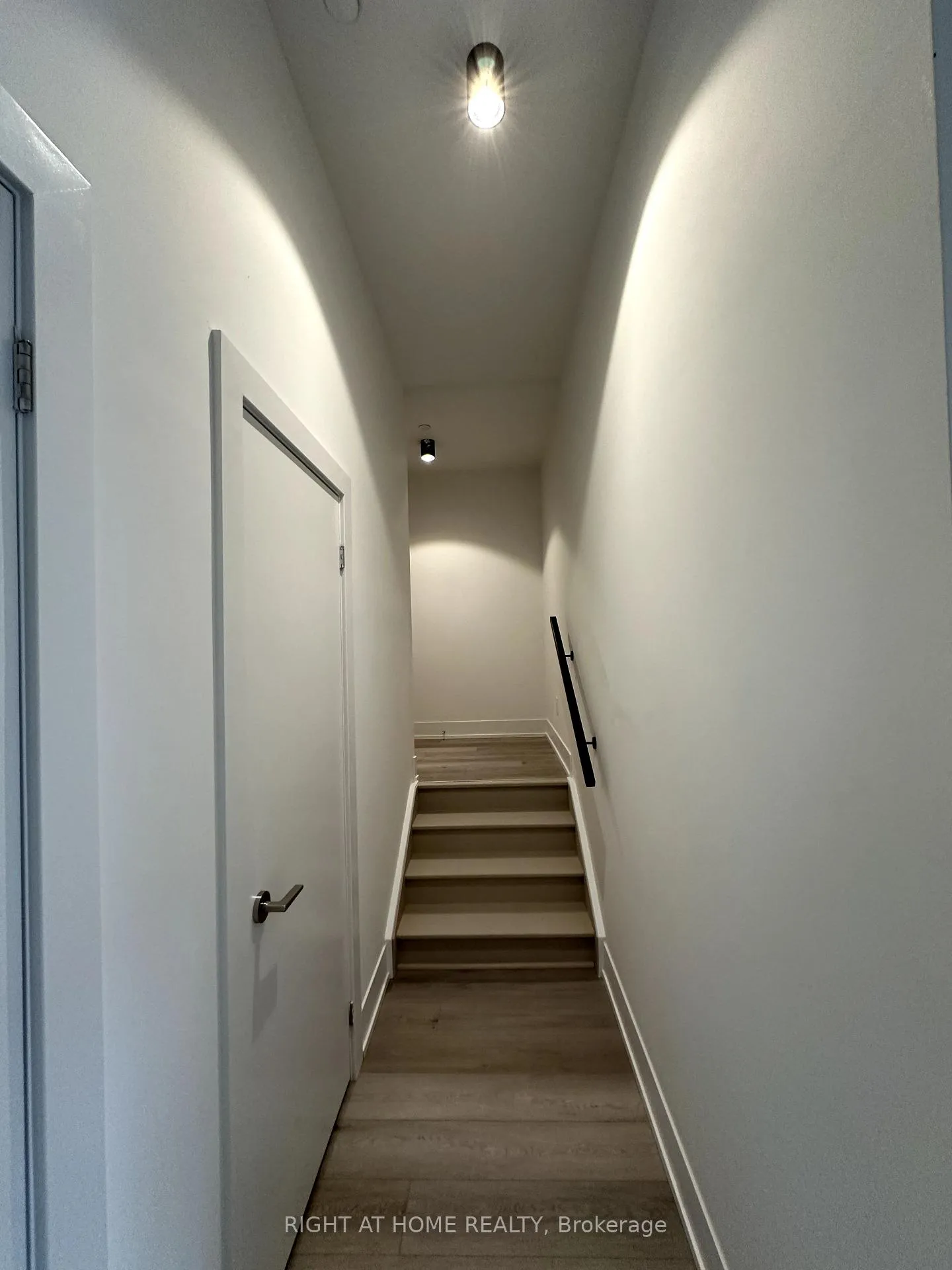 Photo 13 of Unit 407, 150 Logan Avenue, Toronto, South Riverdale — HOMEH