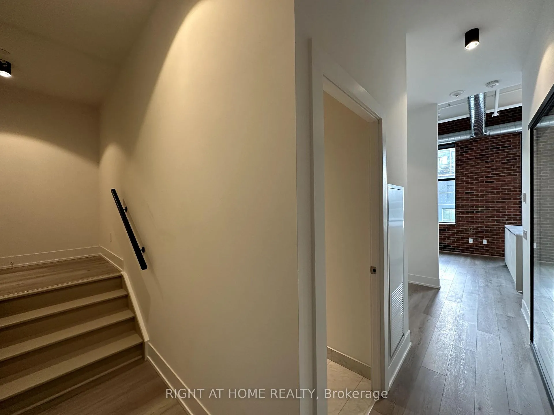 Photo 14 of Unit 407, 150 Logan Avenue, Toronto, South Riverdale — HOMEH