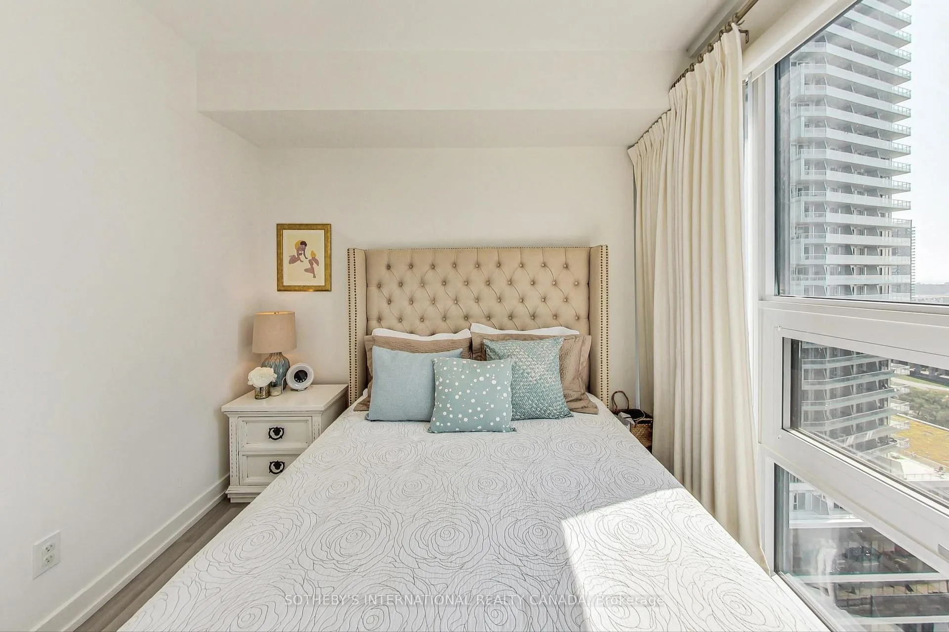 Photo 15 of Unit 1907, 19 Western Battery Road, Toronto, Niagara — HOMEH