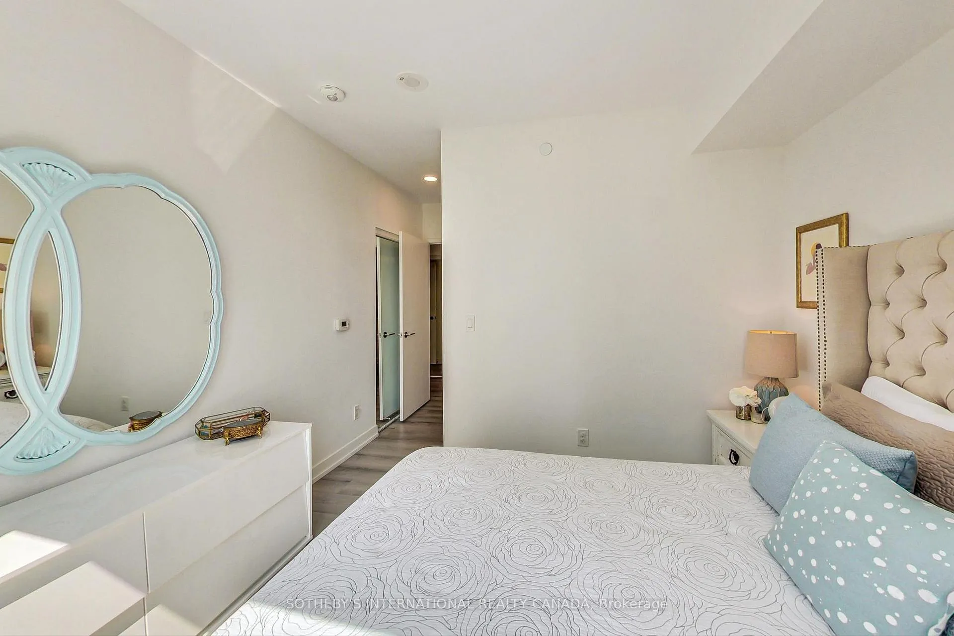 Photo 16 of Unit 1907, 19 Western Battery Road, Toronto, Niagara — HOMEH