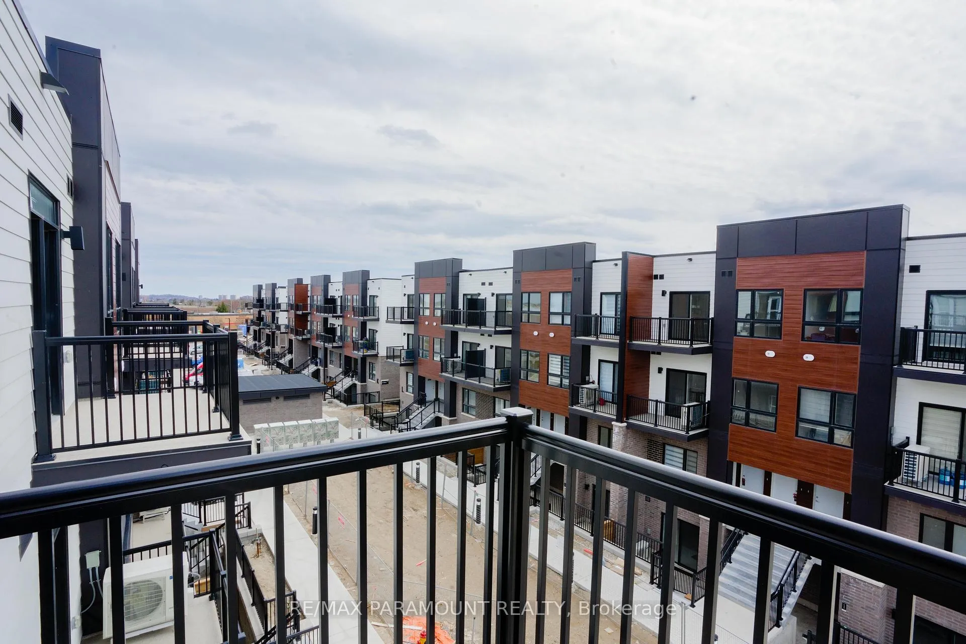 Photo 29 of Unit M29, 40 Palace Street, Kitchener — HOMEH