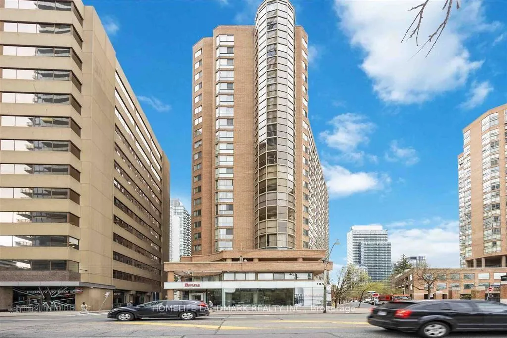 Front of Unit 1712, 1055 Bay Street