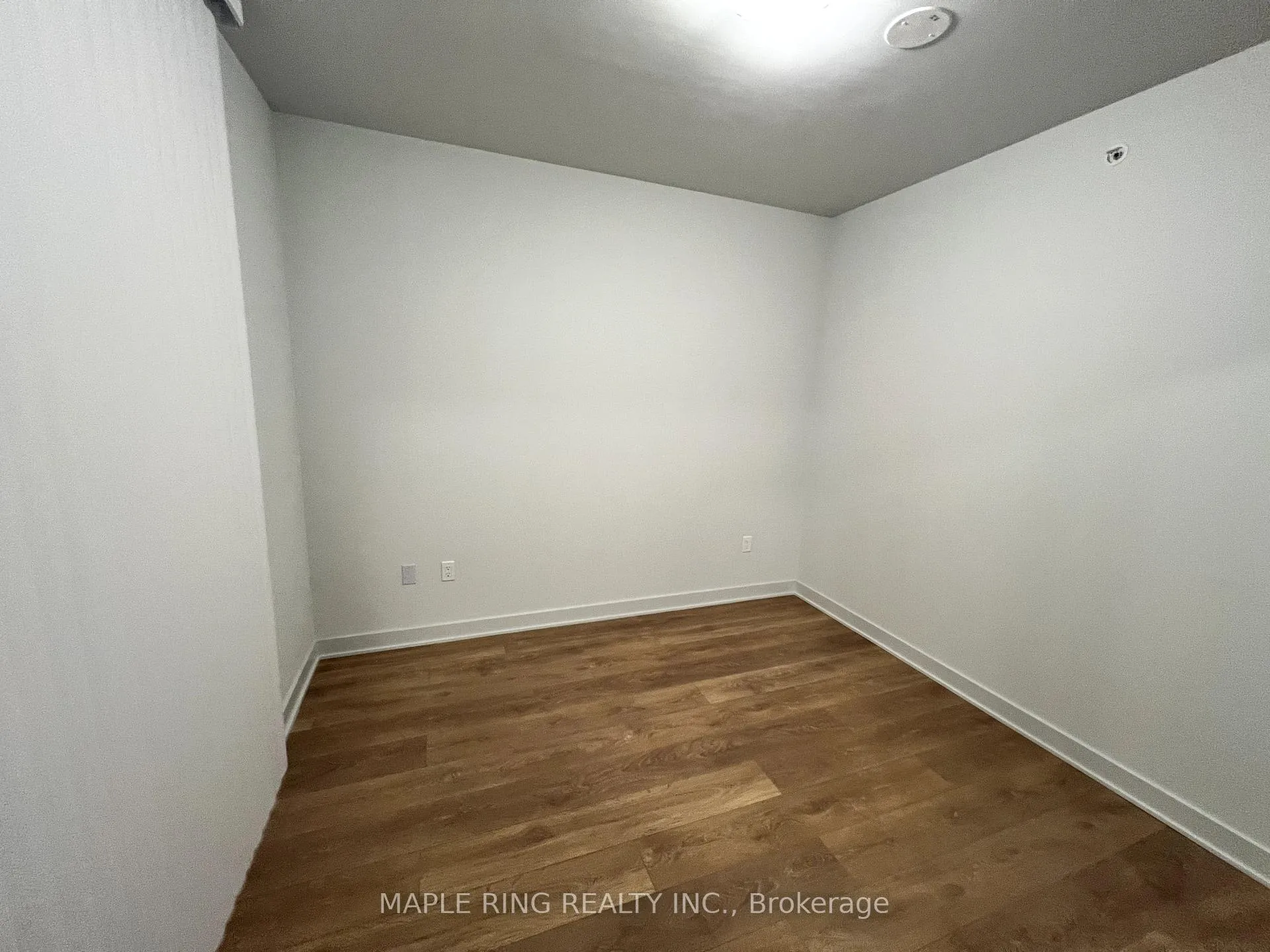 Photo 6 of Unit 609, 2920 Highway 7 Road, Vaughan, Concord — HOMEH