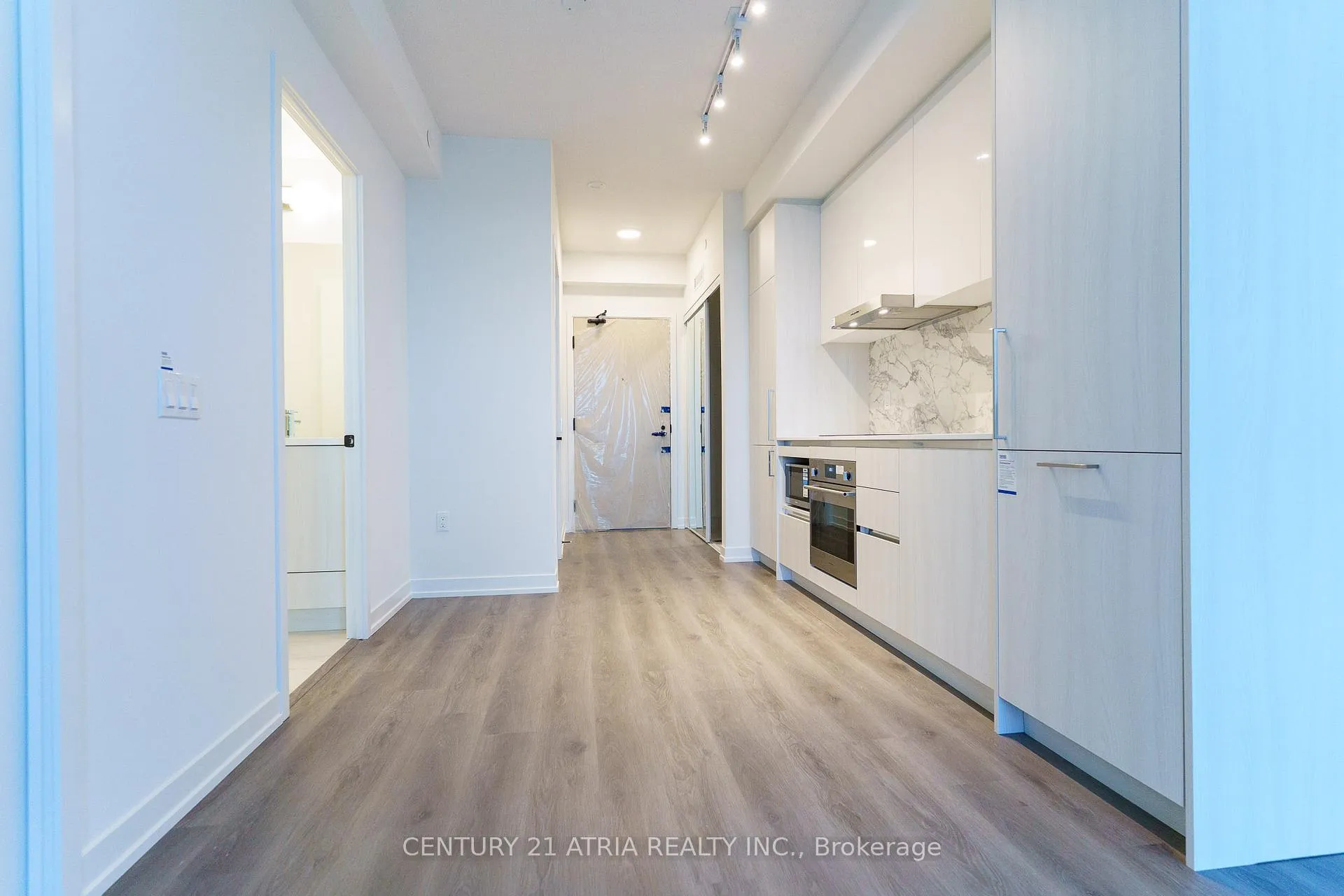 Photo 17 of Unit 905, 225 Commerce Street, Vaughan, Vaughan Corporate Centre — HOMEH