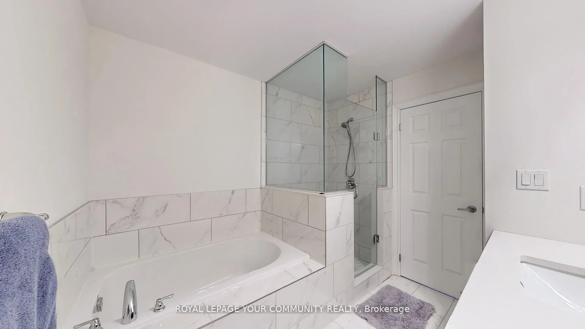 Photo 17 of Unit 35, 2681 Magdalen Path, Oshawa, Windfields — HOMEH