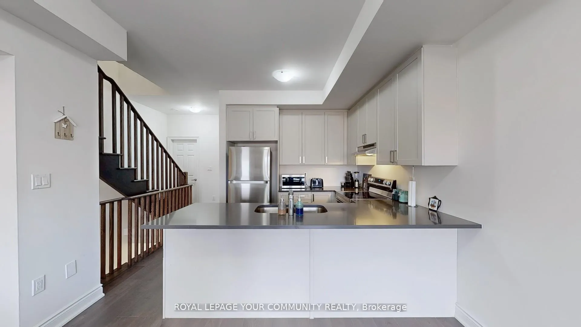 Photo 37 of Unit 35, 2681 Magdalen Path, Oshawa, Windfields — HOMEH