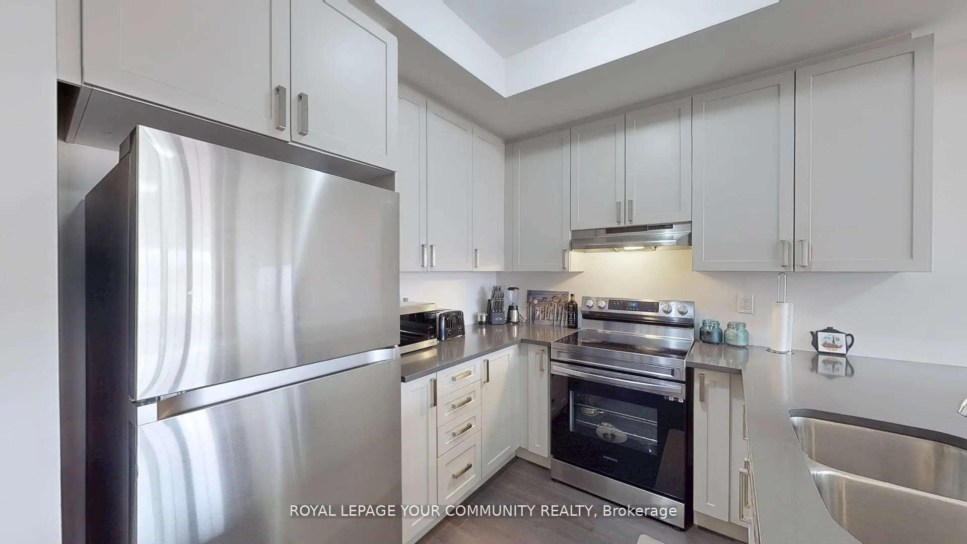 Photo 39 of Unit 35, 2681 Magdalen Path, Oshawa, Windfields — HOMEH