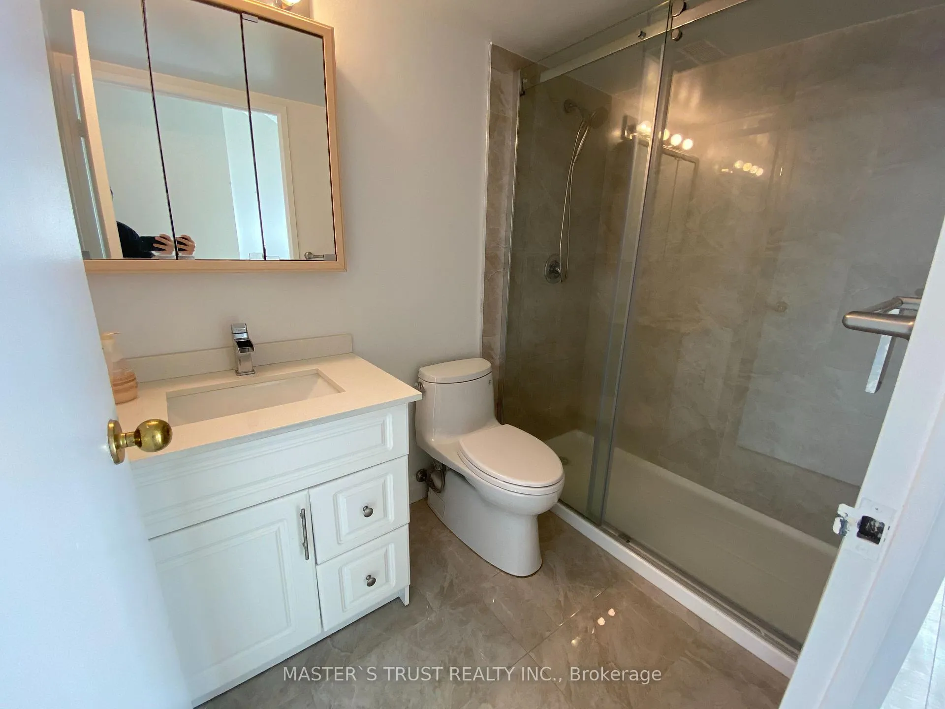 Photo 14 of Unit 805, 270 Queens Quay W, Toronto, Waterfront Communities — HOMEH
