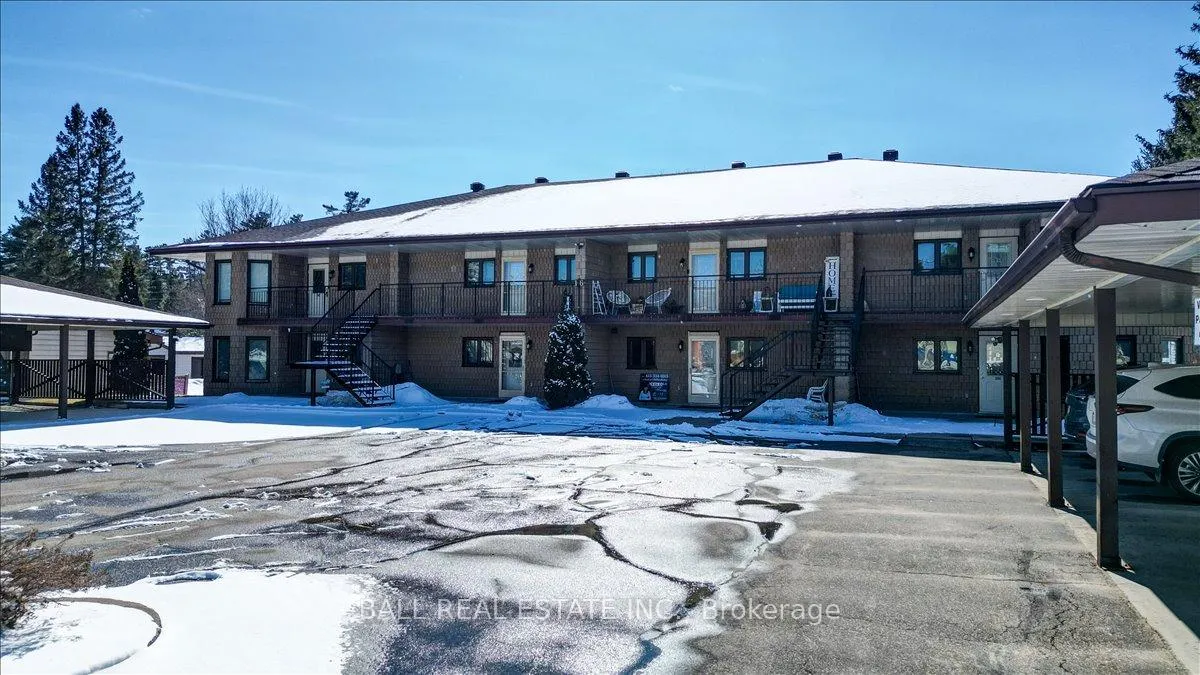 Photo 5 of Unit 203, 16 Alice Street, Bancroft, Bancroft Ward — HOMEH