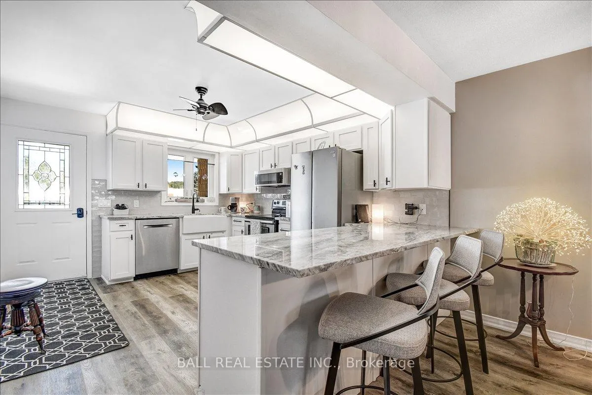 Photo 11 of Unit 203, 16 Alice Street, Bancroft, Bancroft Ward — HOMEH