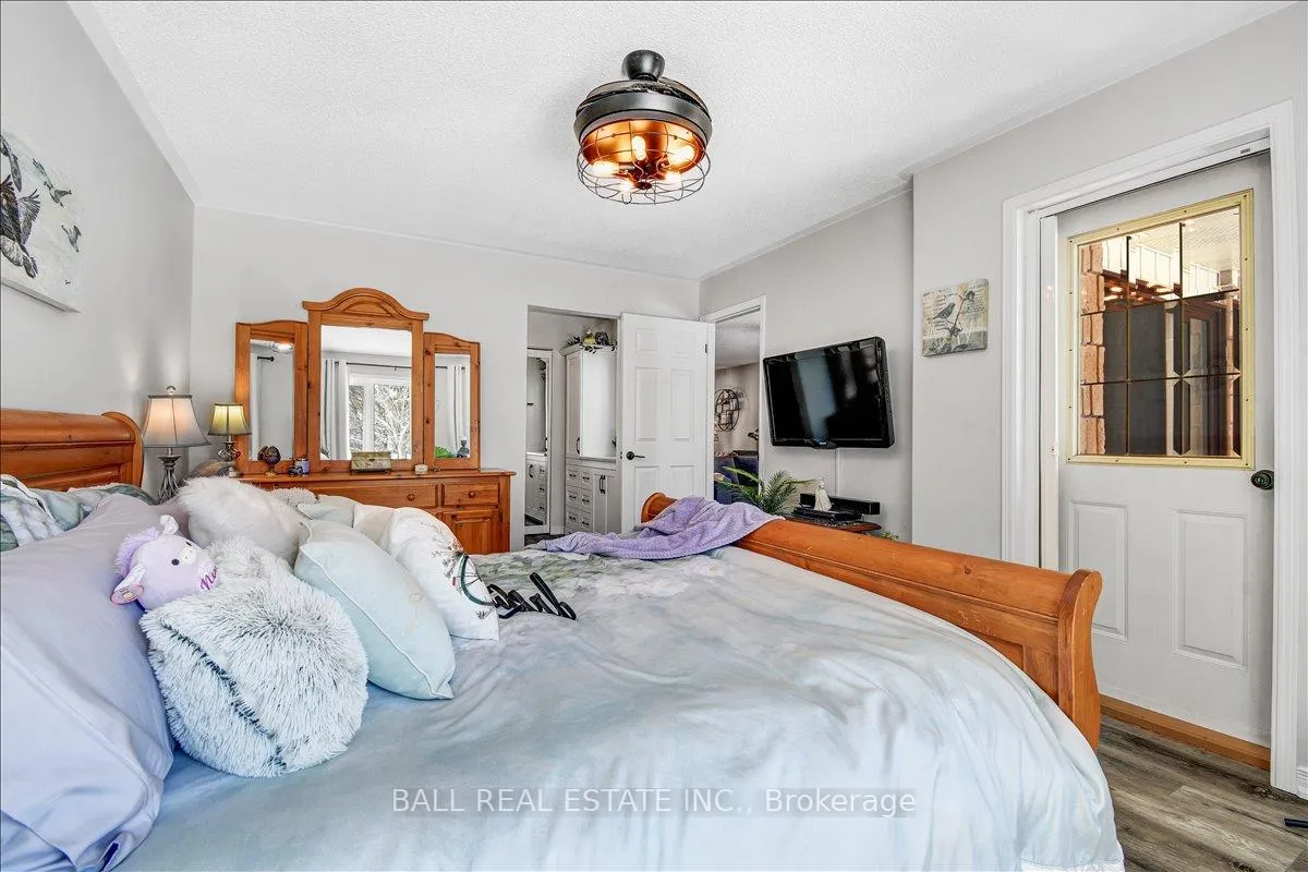 Photo 23 of Unit 203, 16 Alice Street, Bancroft, Bancroft Ward — HOMEH