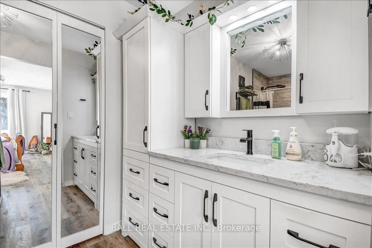 Photo 25 of Unit 203, 16 Alice Street, Bancroft, Bancroft Ward — HOMEH