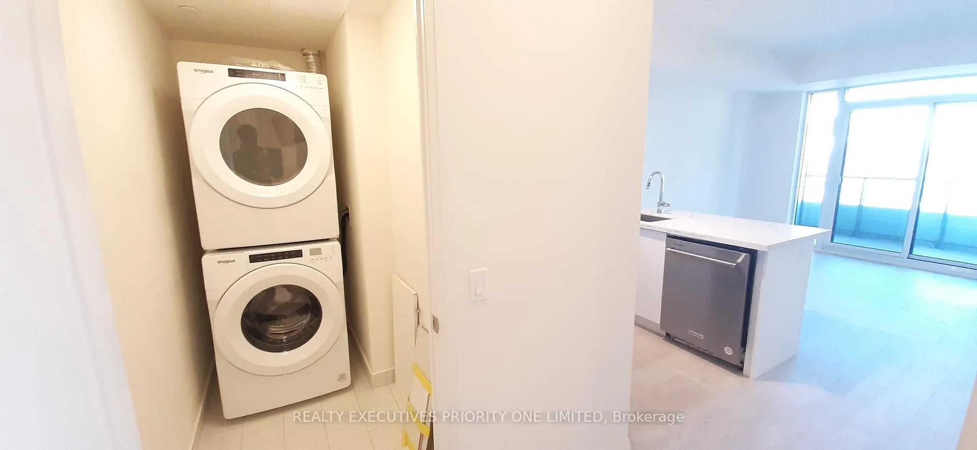 Photo 11 of Unit 316, 8960 Jane Street, Vaughan, Concord — HOMEH
