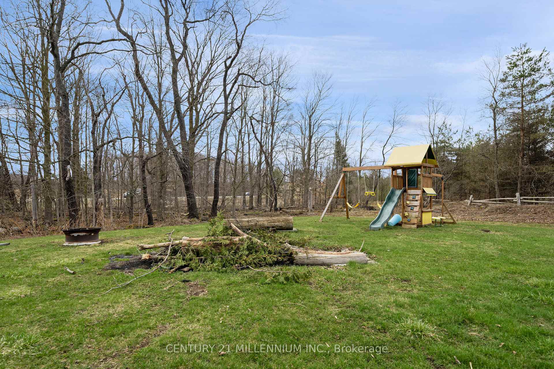 Photo 43 of 774 Charleston Side Road, Caledon, Rural Caledon — HOMEH