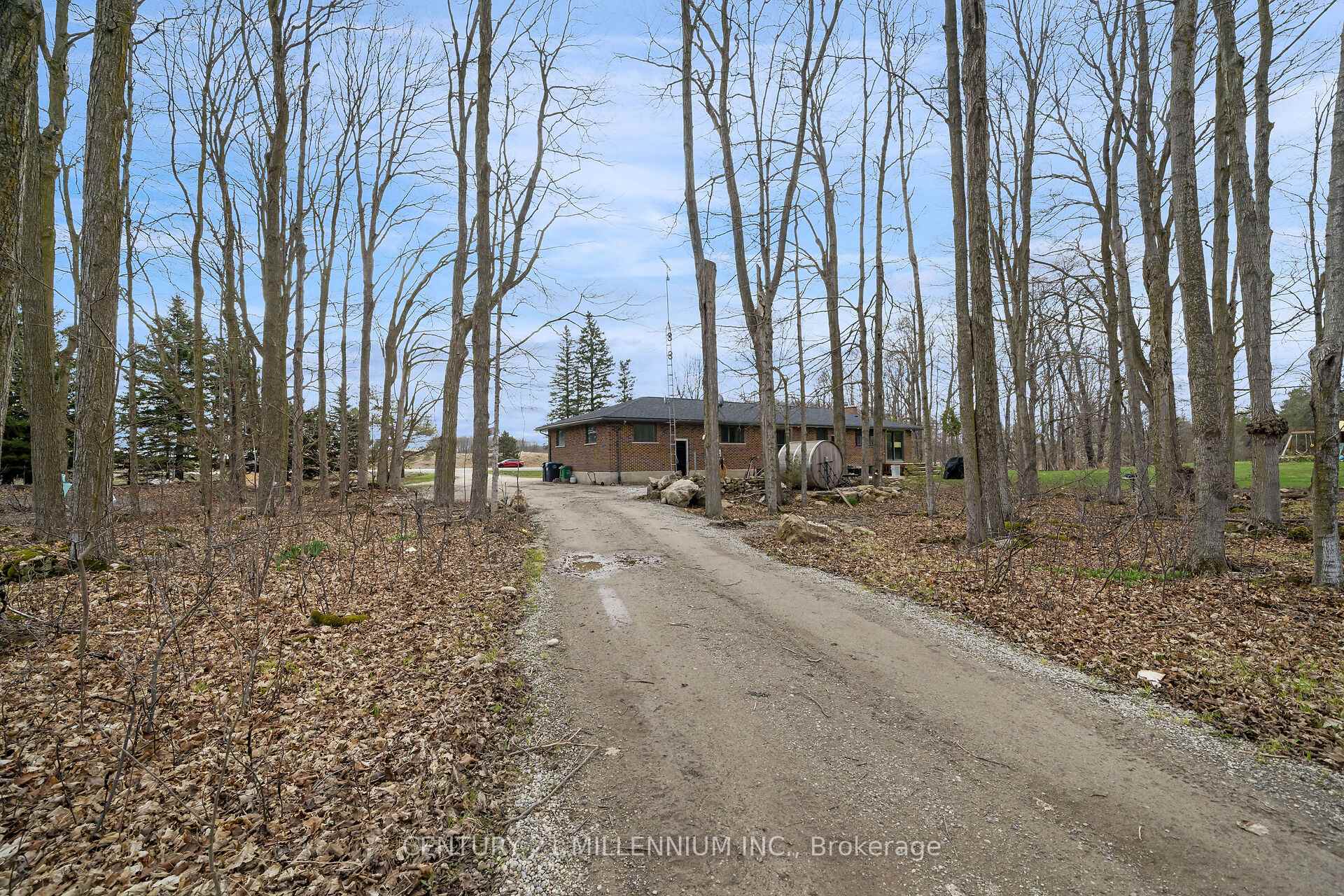 Photo 45 of 774 Charleston Side Road, Caledon, Rural Caledon — HOMEH