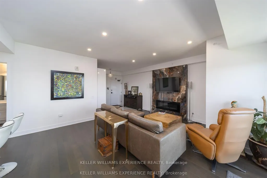 Photo 9 of Unit 601, 8 Culinary Lane, Barrie, Innis-Shore — HOMEH
