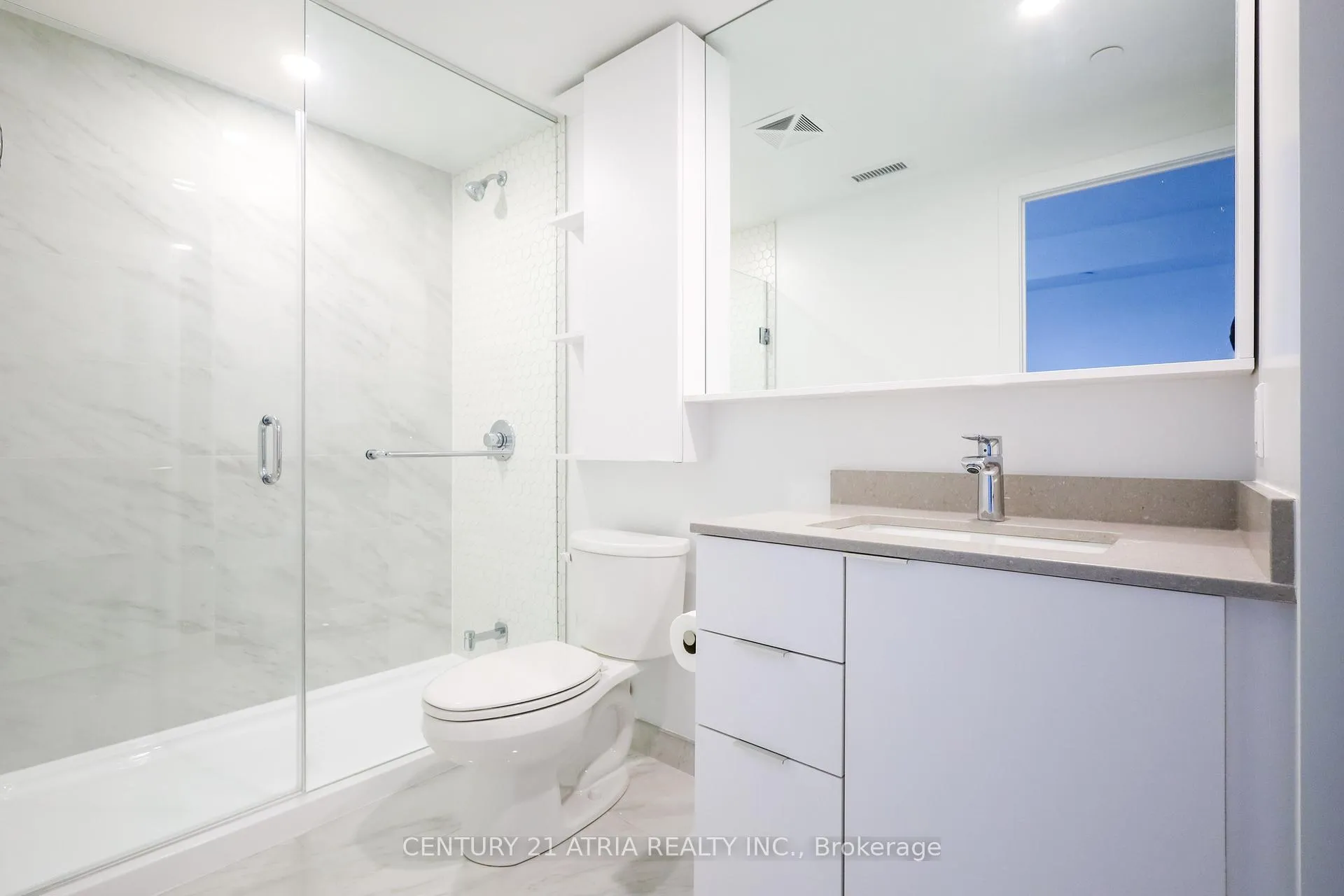 Photo 4 of Unit 1022, 8 Cedarland Drive, Markham, Unionville — HOMEH