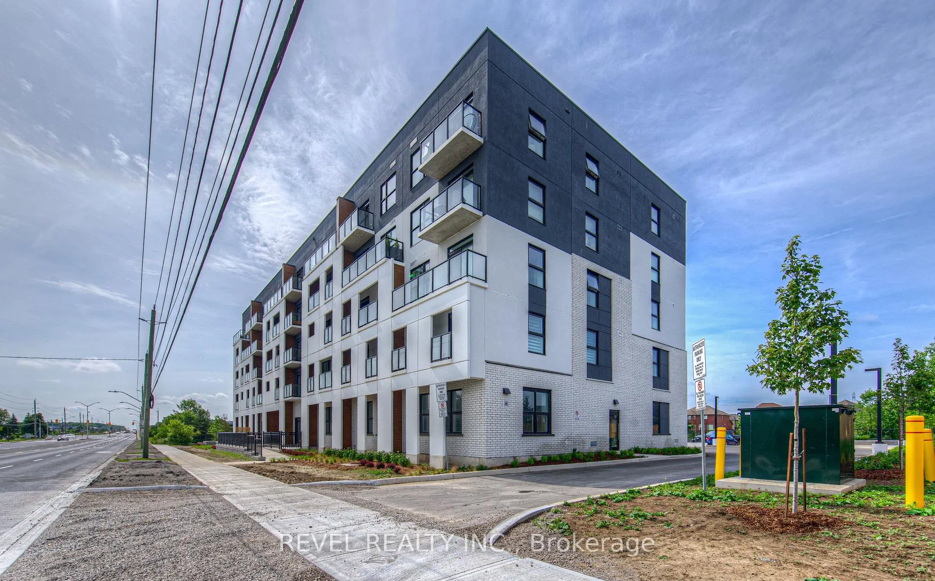 Photo 3 of Unit 204, 1936 Rymal Road E, Hamilton, Stoney Creek — HOMEH