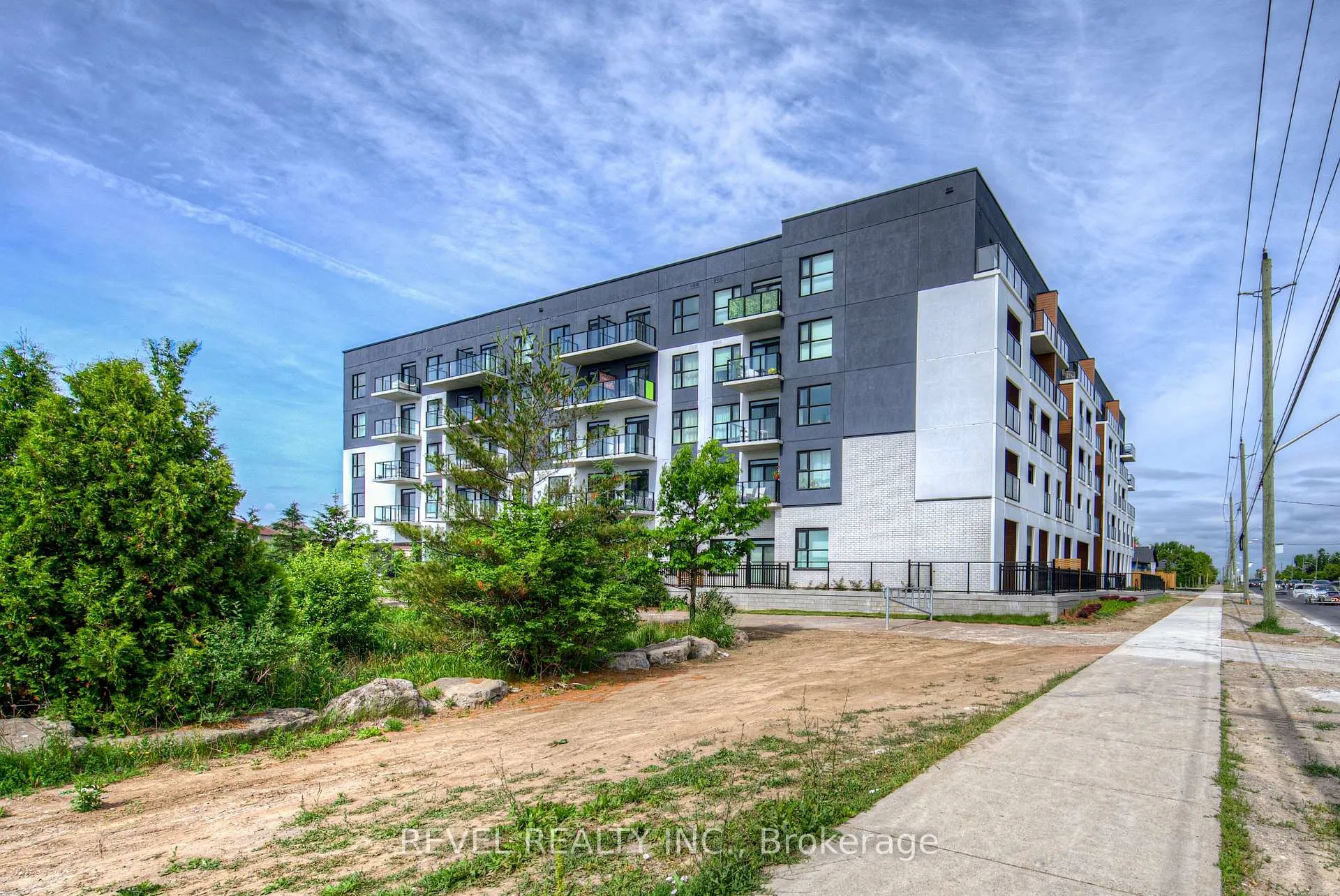 Photo 4 of Unit 204, 1936 Rymal Road E, Hamilton, Stoney Creek — HOMEH