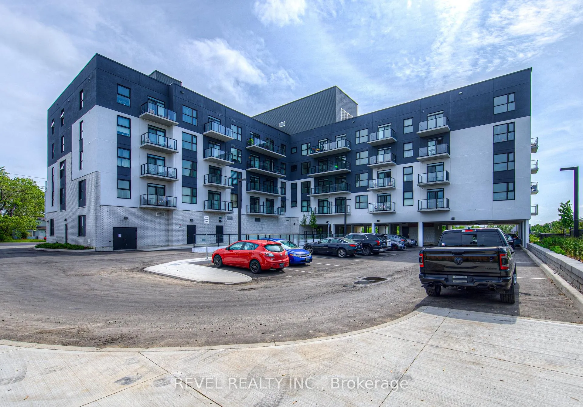 Photo 8 of Unit 204, 1936 Rymal Road E, Hamilton, Stoney Creek — HOMEH