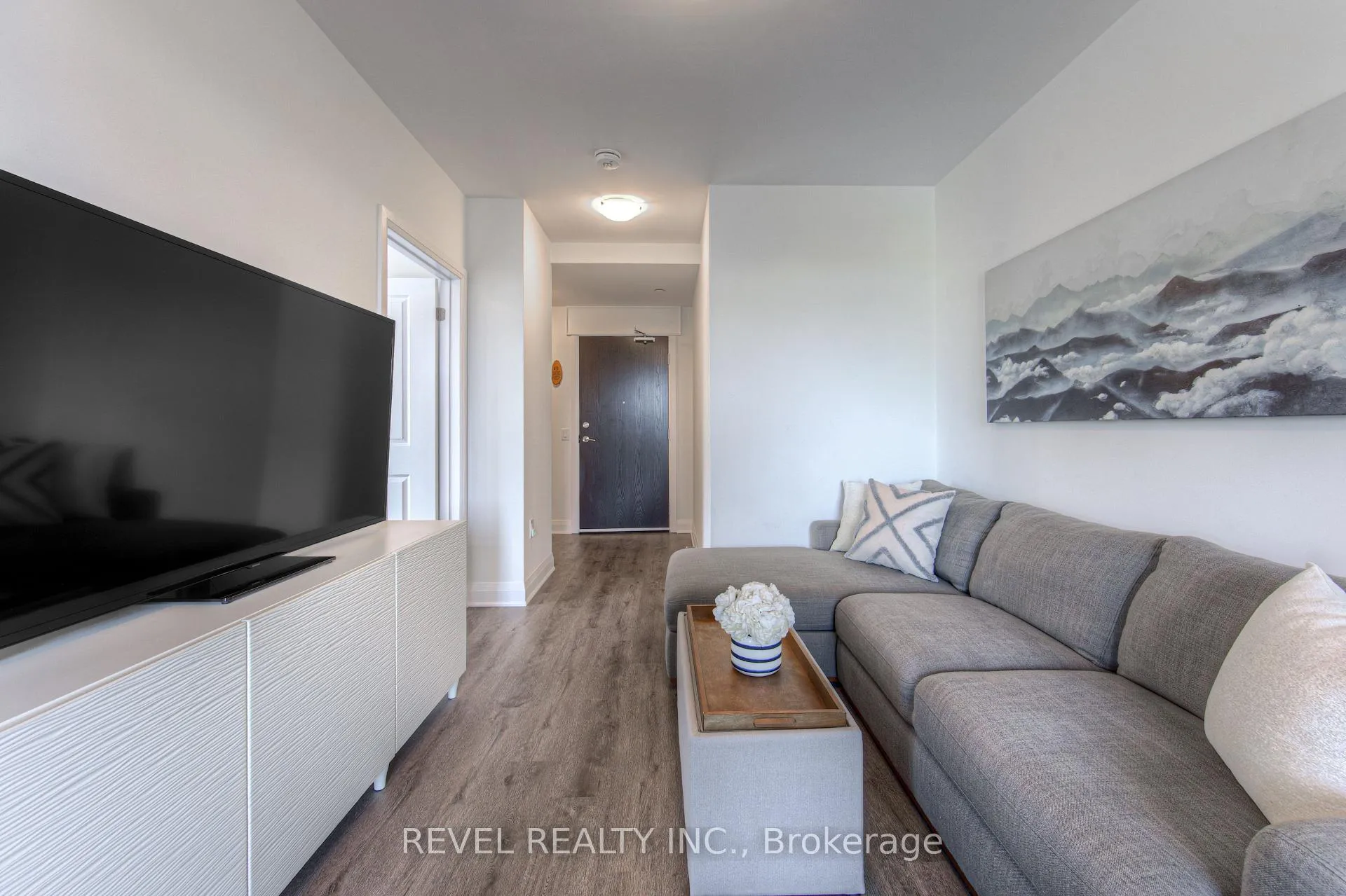 Photo 17 of Unit 204, 1936 Rymal Road E, Hamilton, Stoney Creek — HOMEH