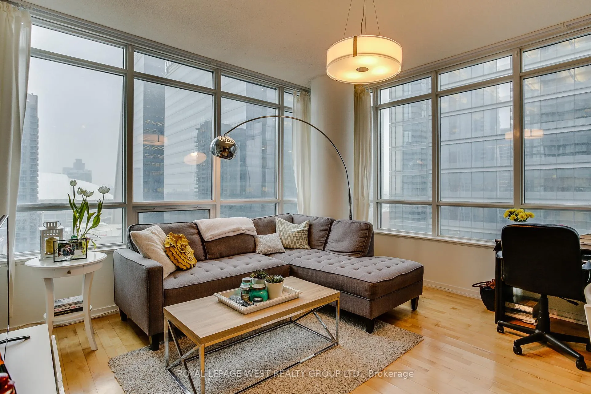 Photo 1 of Unit 1805, 65 Bremner Boulevard, Toronto, Waterfront Communities — HOMEH