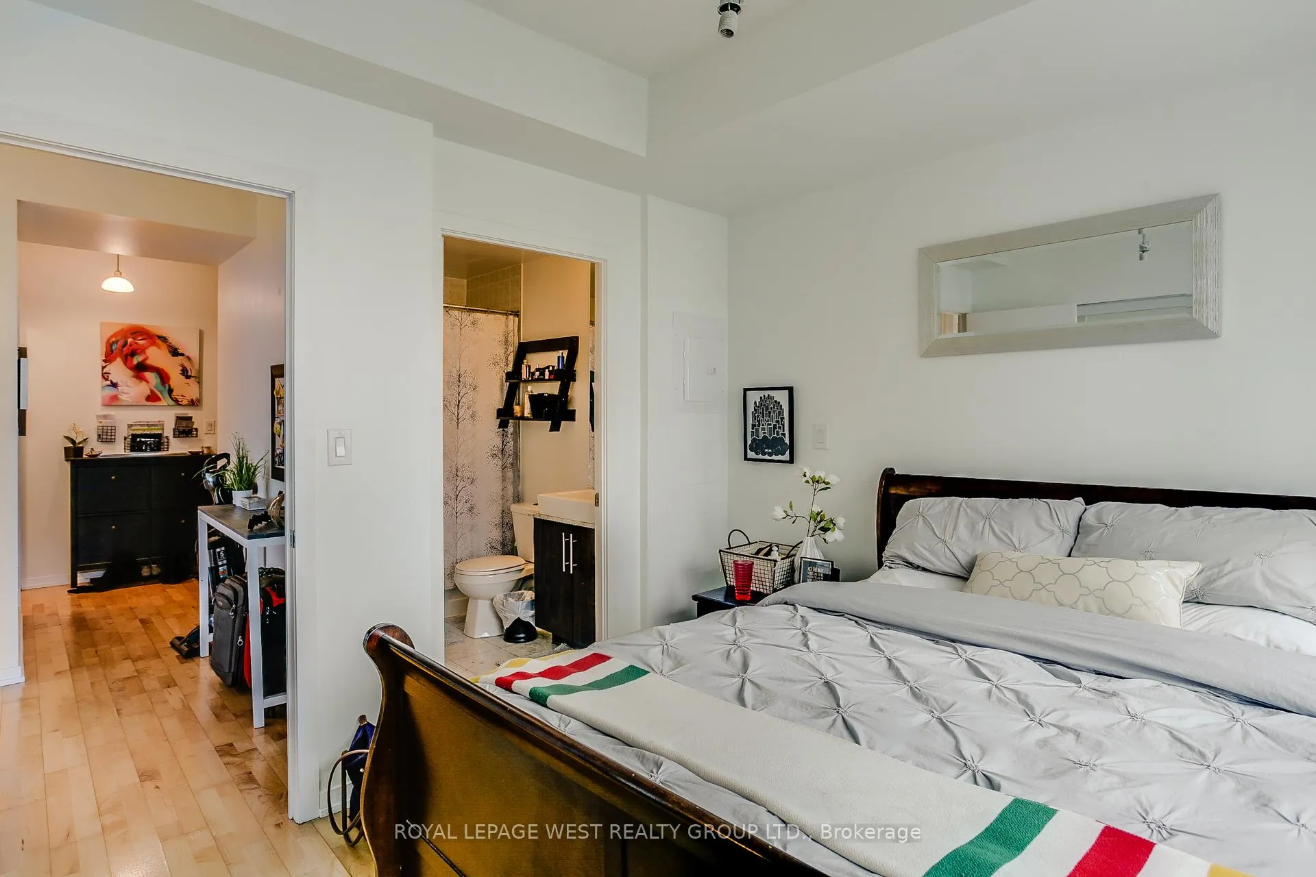 Photo 17 of Unit 1805, 65 Bremner Boulevard, Toronto, Waterfront Communities — HOMEH