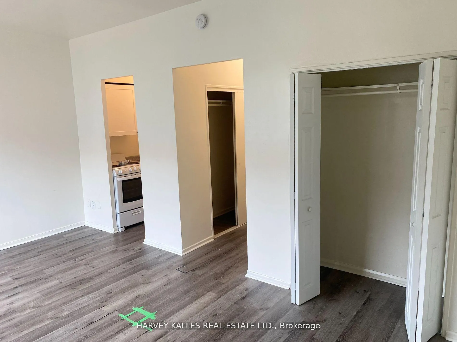 Photo 4 of Unit 107, 1582 Bathurst Street, Toronto, Humewood-Cedarvale — HOMEH