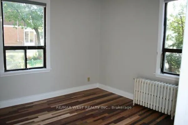 Photo 18 of 409 Woodbine Avenue, Toronto, The Beaches — HOMEH