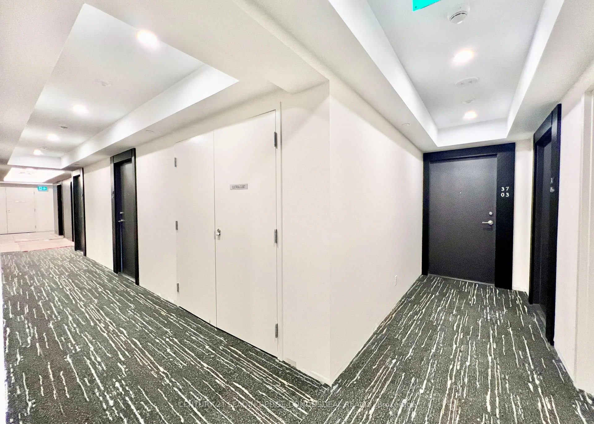 Photo 7 of Unit 3705, 8 Wellesley Street W, Toronto, Bay Street Corridor — HOMEH