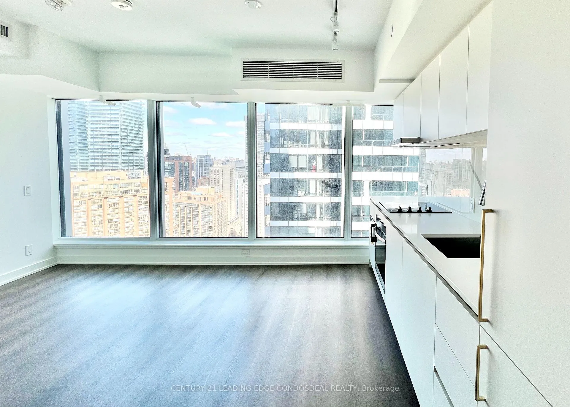 Photo 11 of Unit 3705, 8 Wellesley Street W, Toronto, Bay Street Corridor — HOMEH