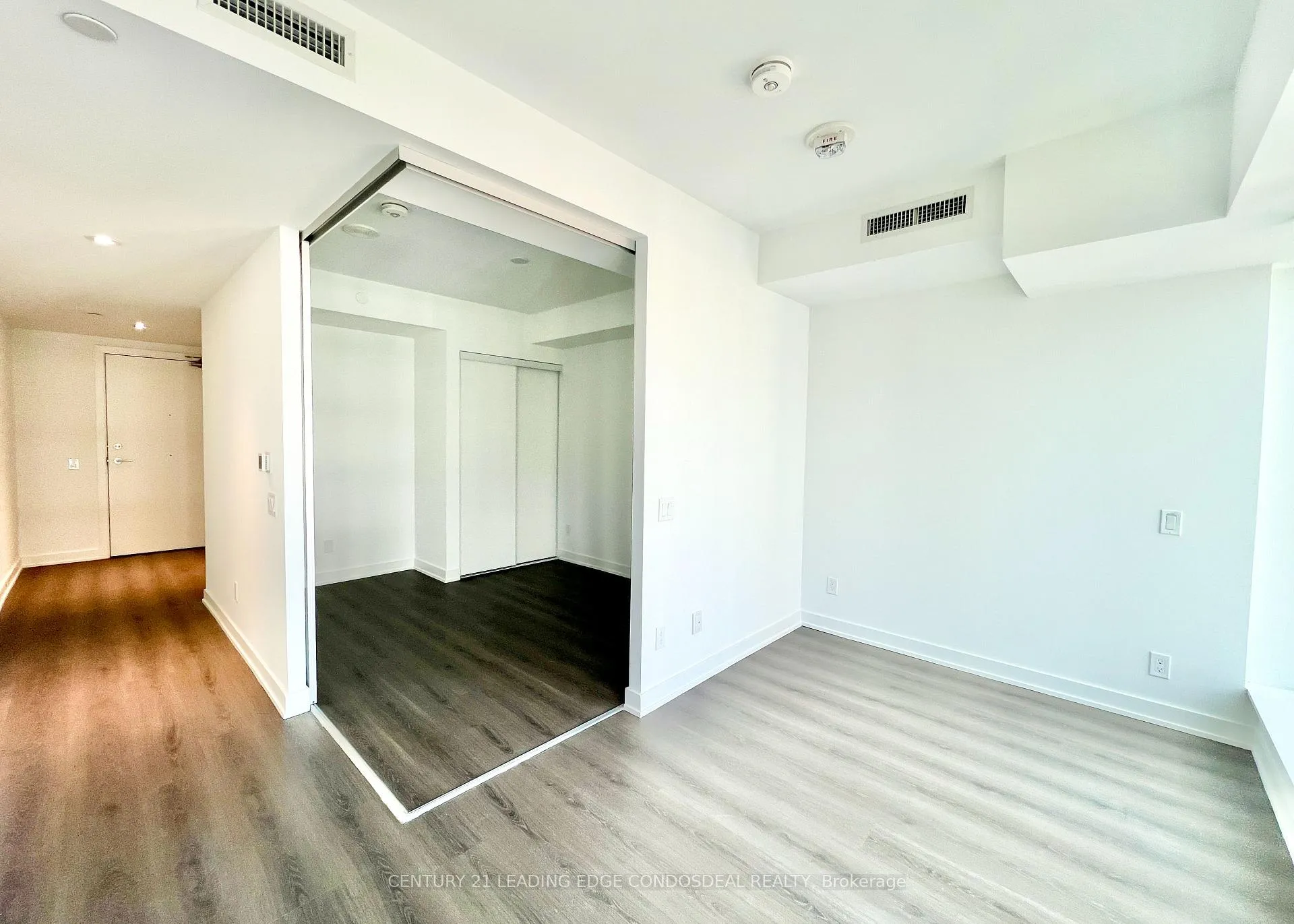 Photo 18 of Unit 3705, 8 Wellesley Street W, Toronto, Bay Street Corridor — HOMEH