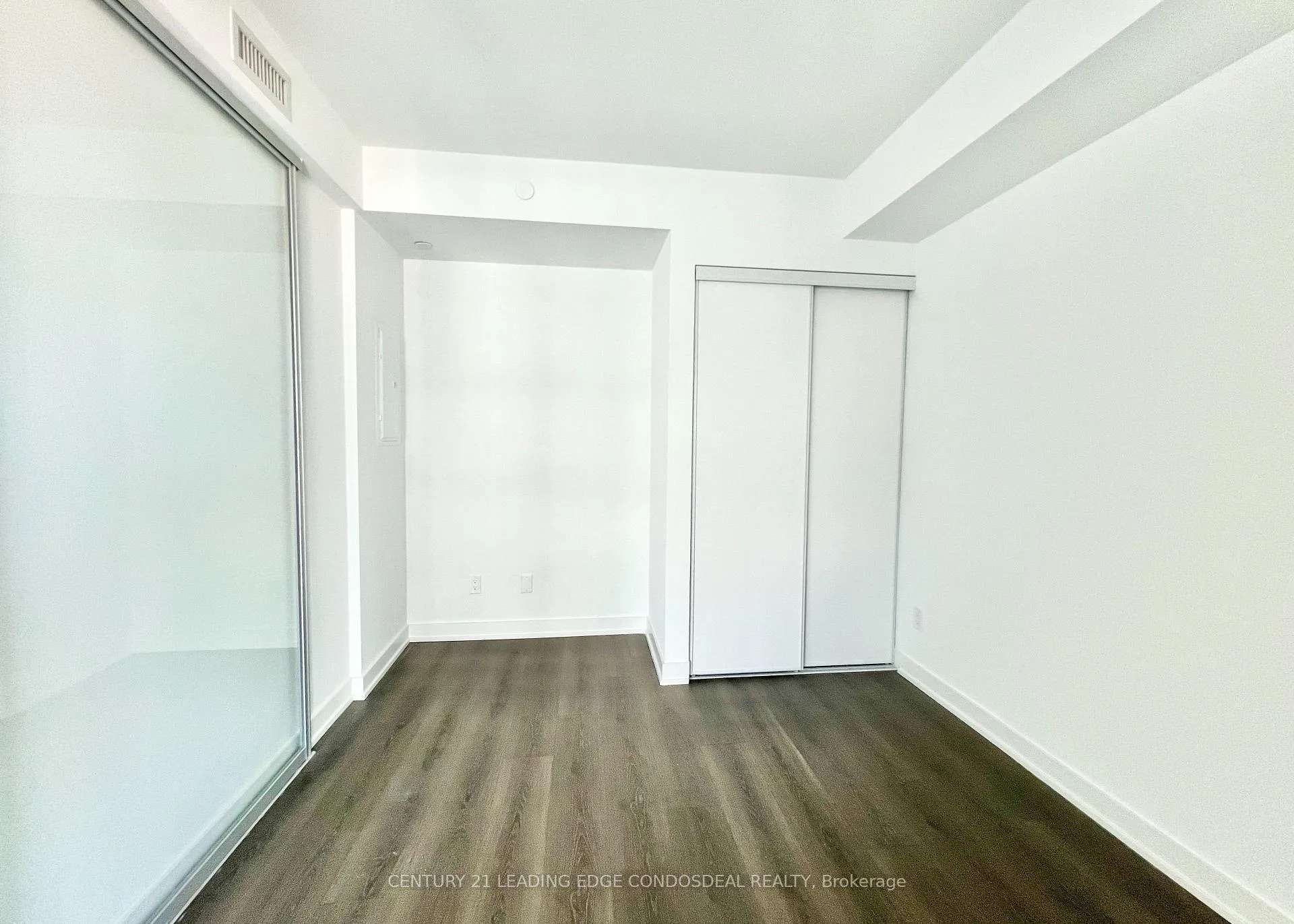 Photo 19 of Unit 3705, 8 Wellesley Street W, Toronto, Bay Street Corridor — HOMEH
