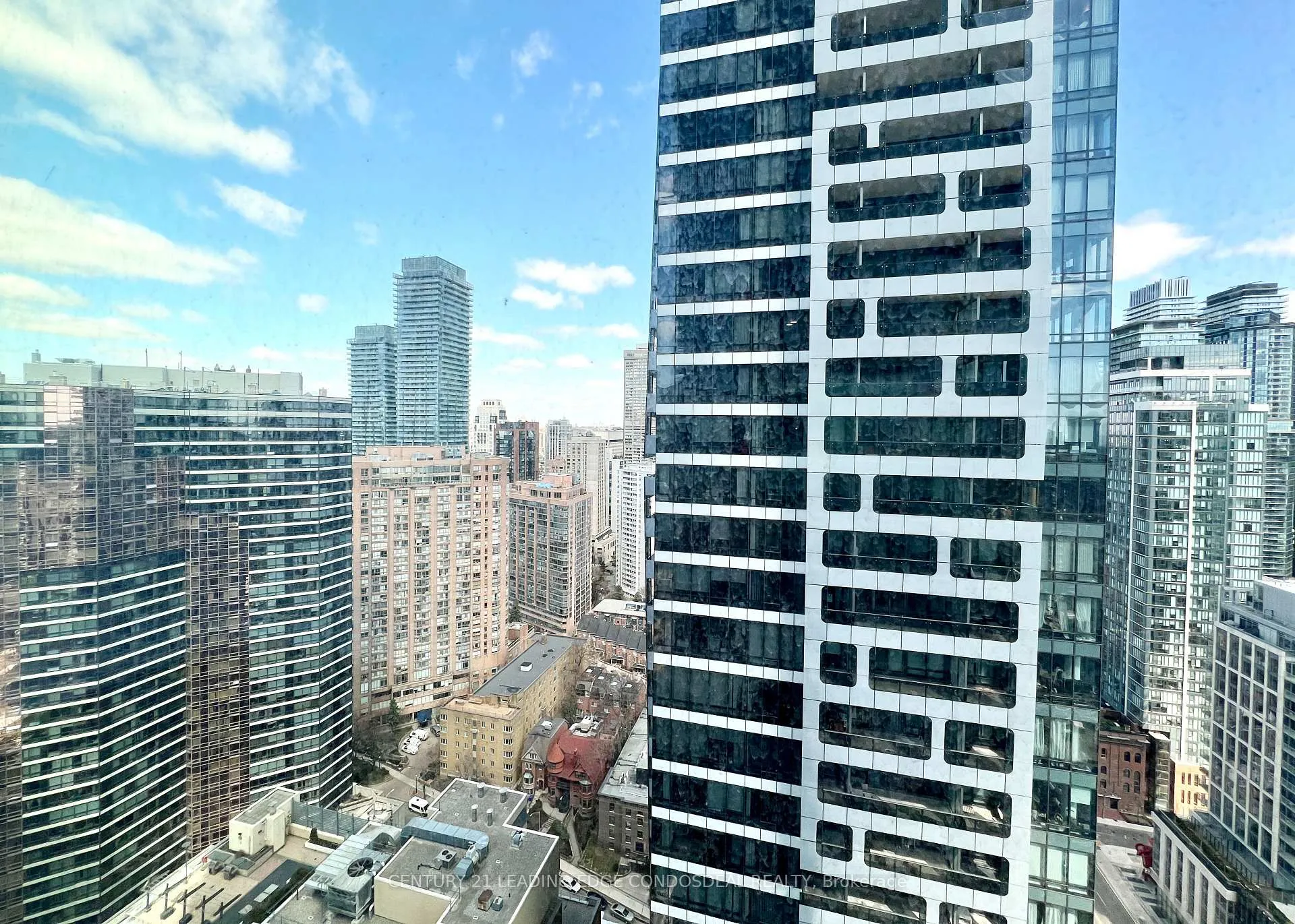 Photo 26 of Unit 3705, 8 Wellesley Street W, Toronto, Bay Street Corridor — HOMEH