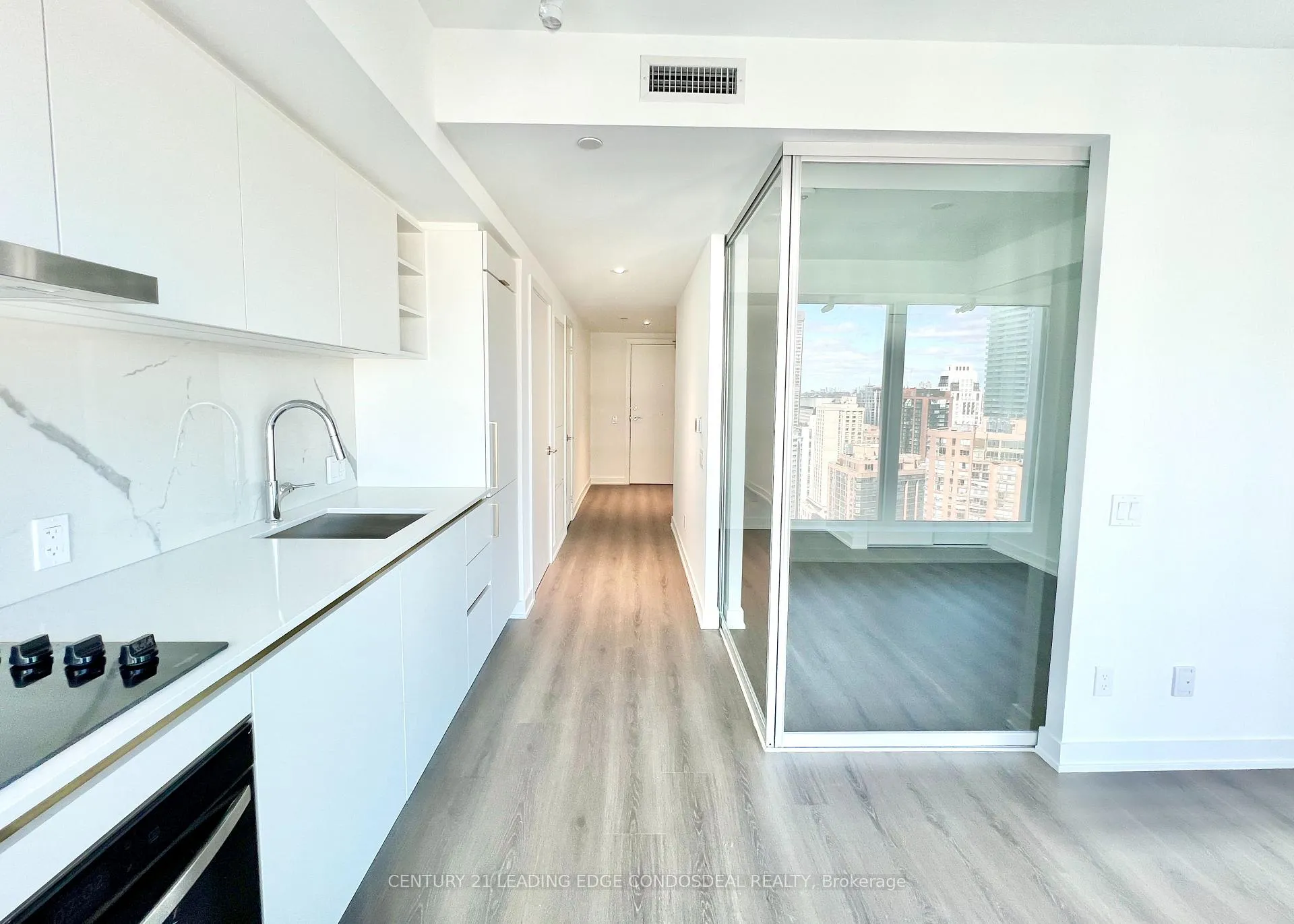 Photo 29 of Unit 3705, 8 Wellesley Street W, Toronto, Bay Street Corridor — HOMEH