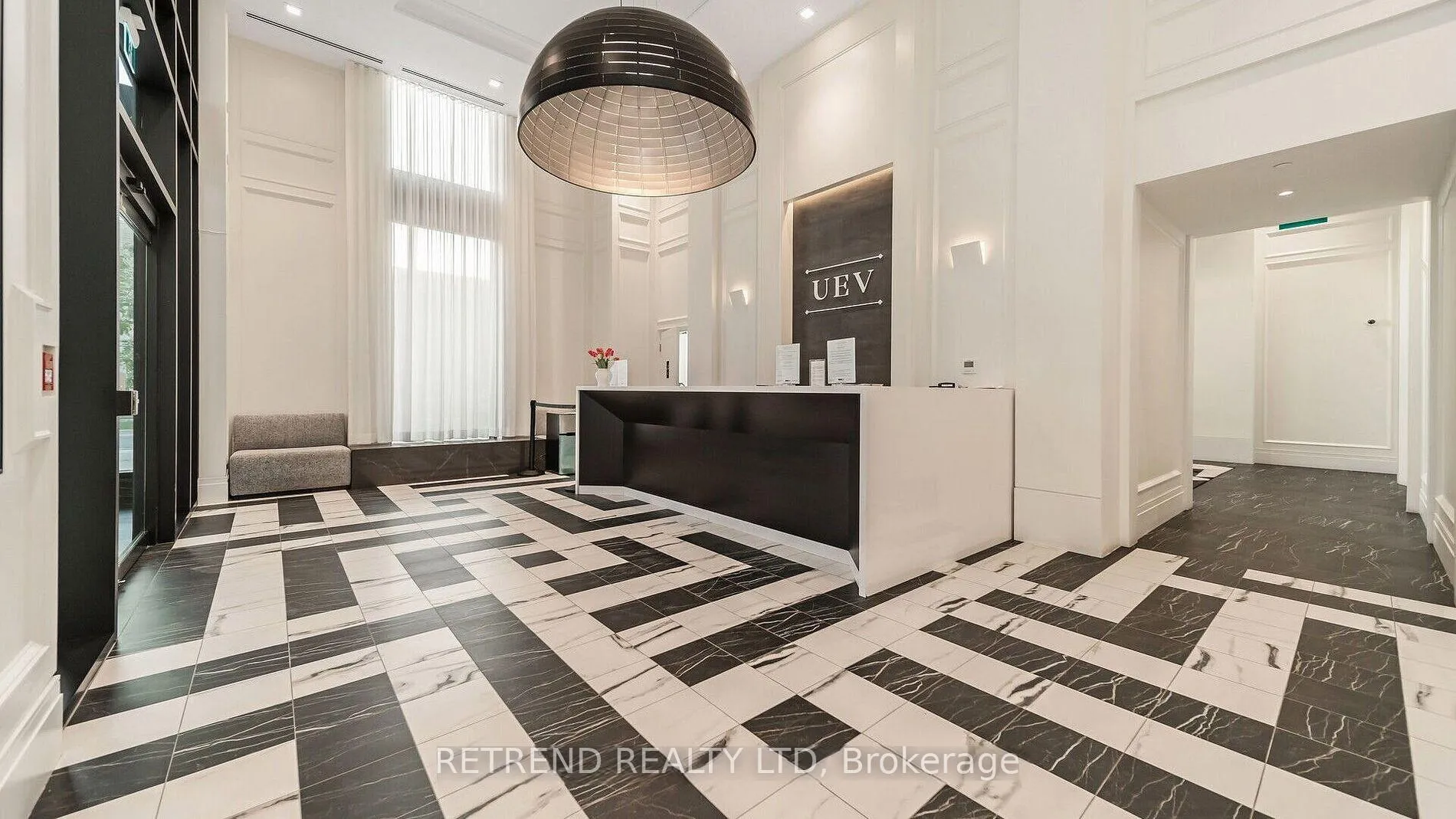 Photo 3 of Unit 501, 33 Fredrick Todd Way, Toronto, Thorncliffe Park — HOMEH