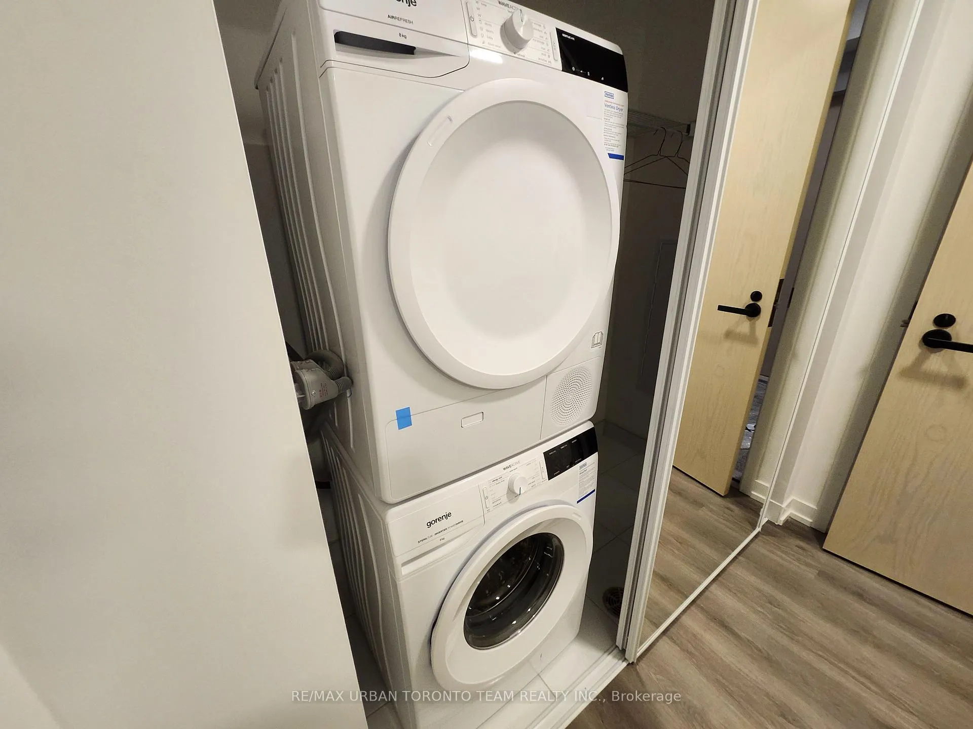 Photo 11 of Unit 2602, 225 Commerce St Street, Vaughan, Vaughan Corporate Centre — HOMEH