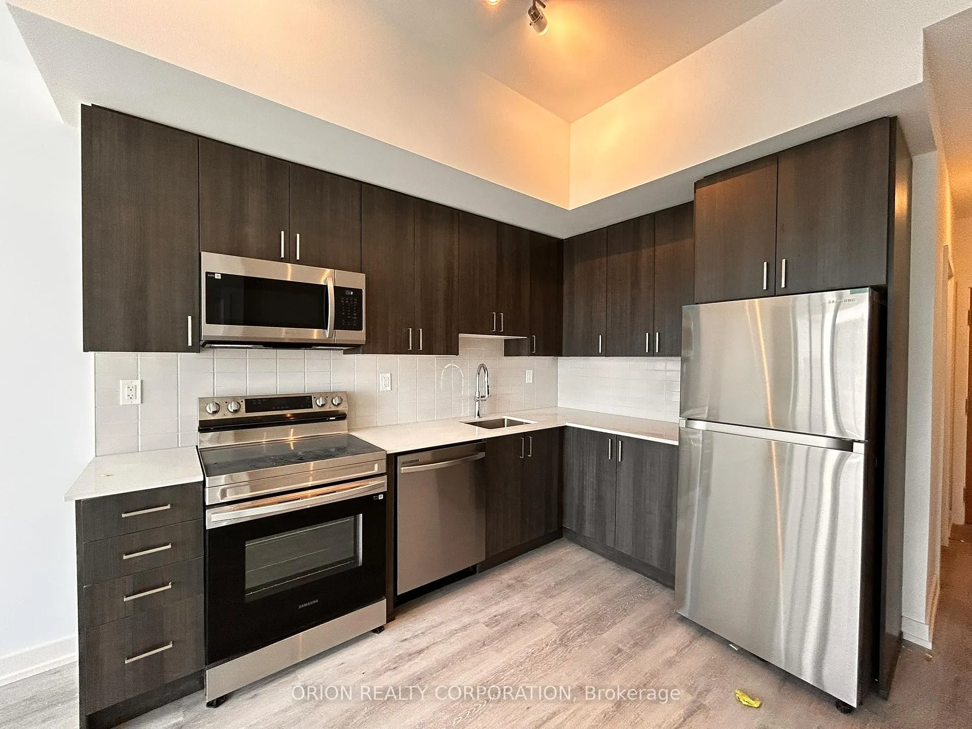 Photo 4 of Unit 2907, 1435 Celebration Drive, Pickering, Bay Ridges — HOMEH