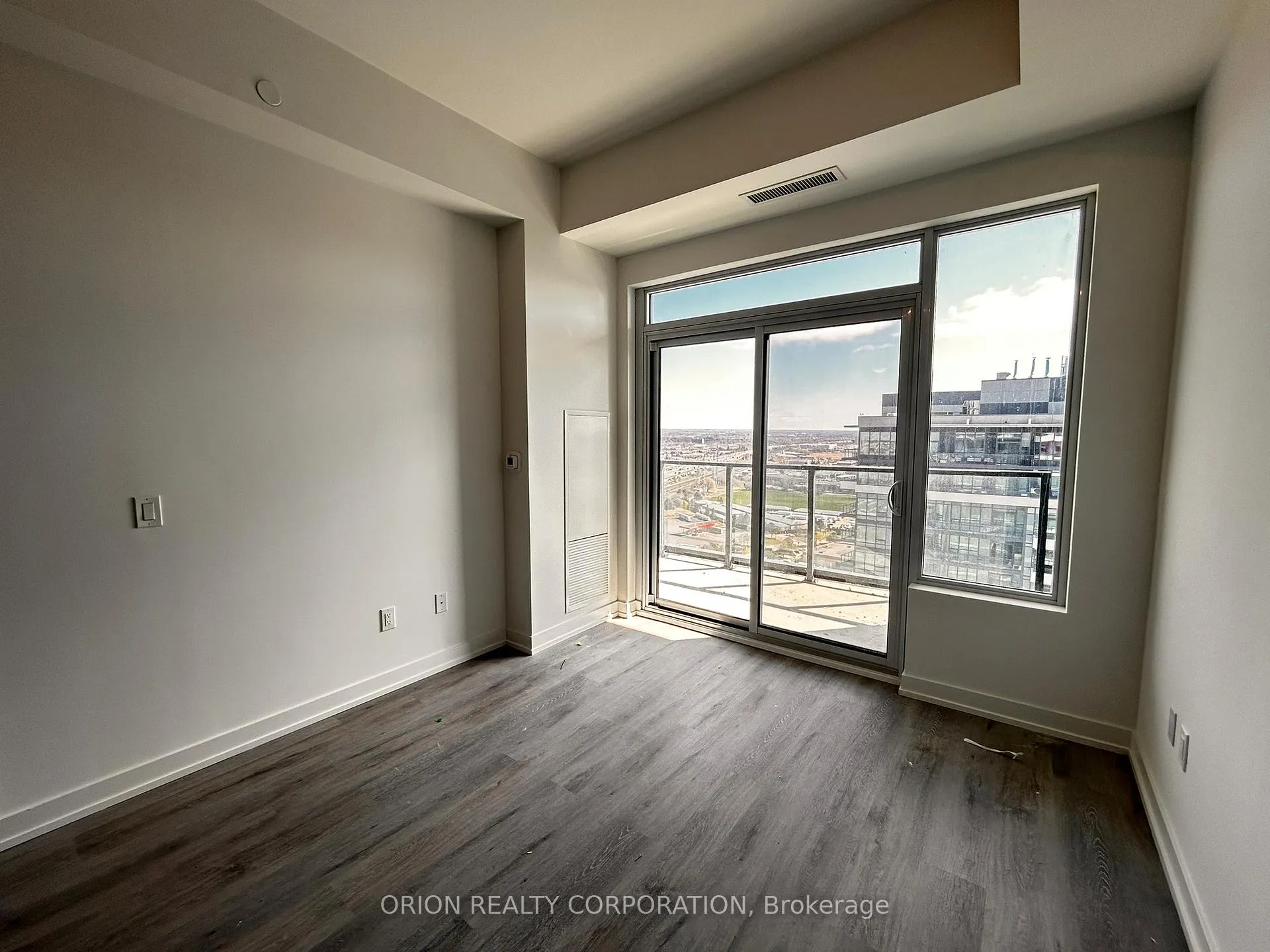 Photo 7 of Unit 2907, 1435 Celebration Drive, Pickering, Bay Ridges — HOMEH