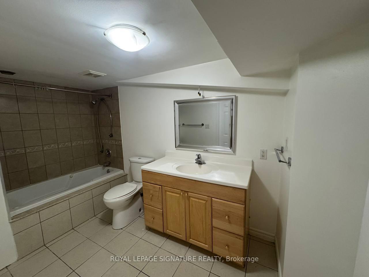 Photo 8 of 281 The Queensway Drive S, Georgina, Keswick South — HOMEH