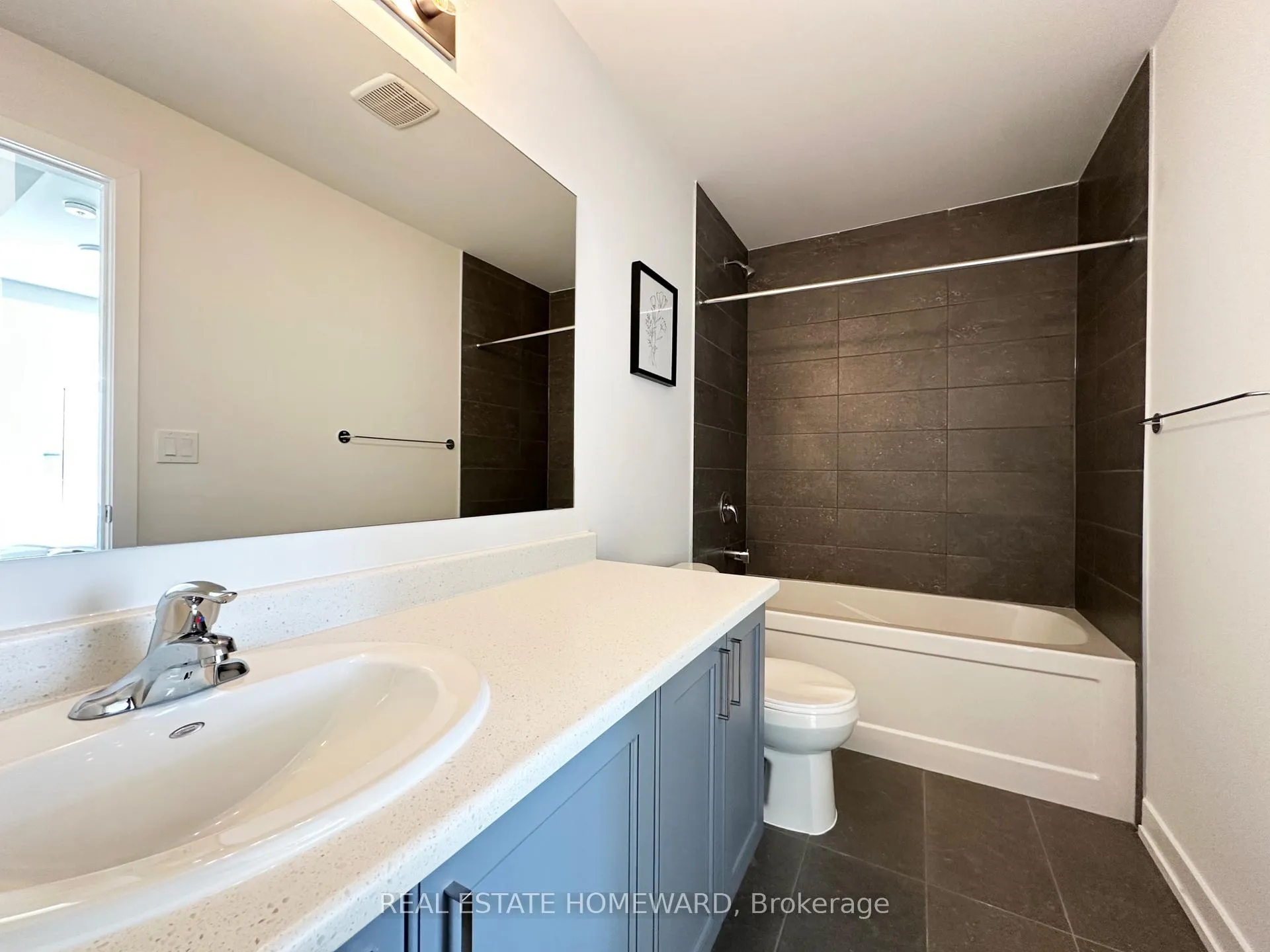 Photo 11 of Unit 111, 1655 Palmers Sawmill Road, Pickering, Duffin Heights — HOMEH