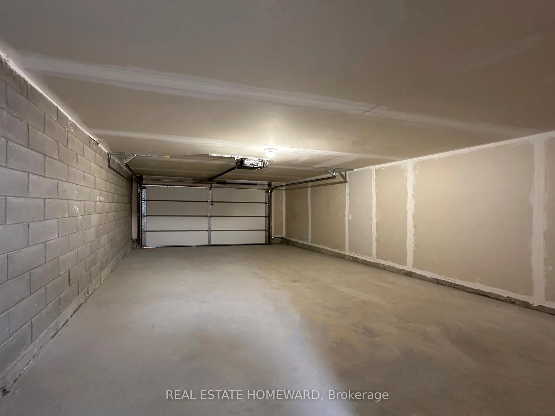 Photo 20 of Unit 111, 1655 Palmers Sawmill Road, Pickering, Duffin Heights — HOMEH
