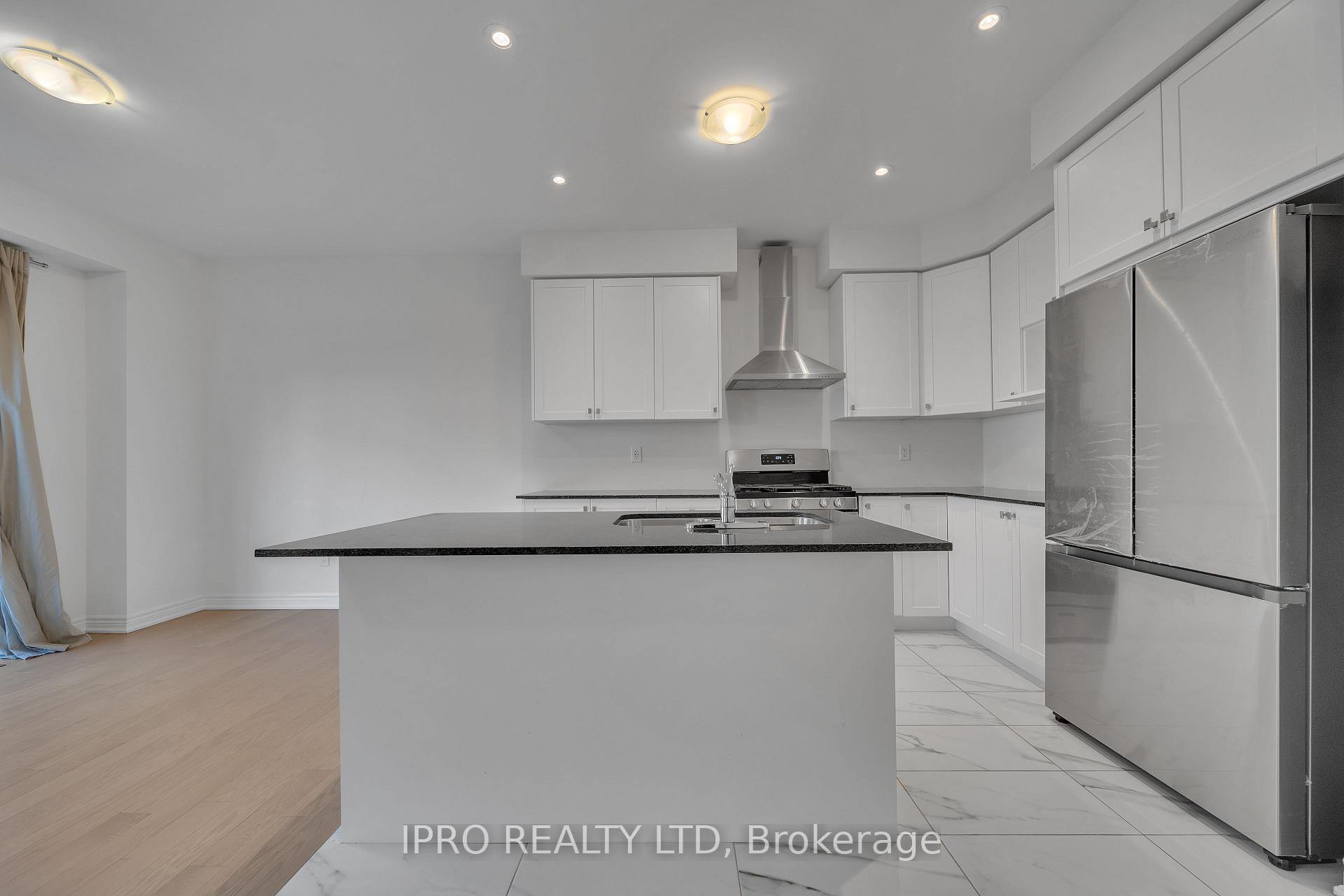 Photo 9 of 3950 Koenig Road, Burlington, Alton — HOMEH