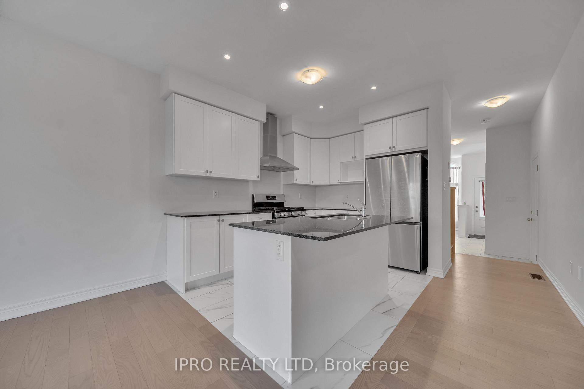 Photo 11 of 3950 Koenig Road, Burlington, Alton — HOMEH