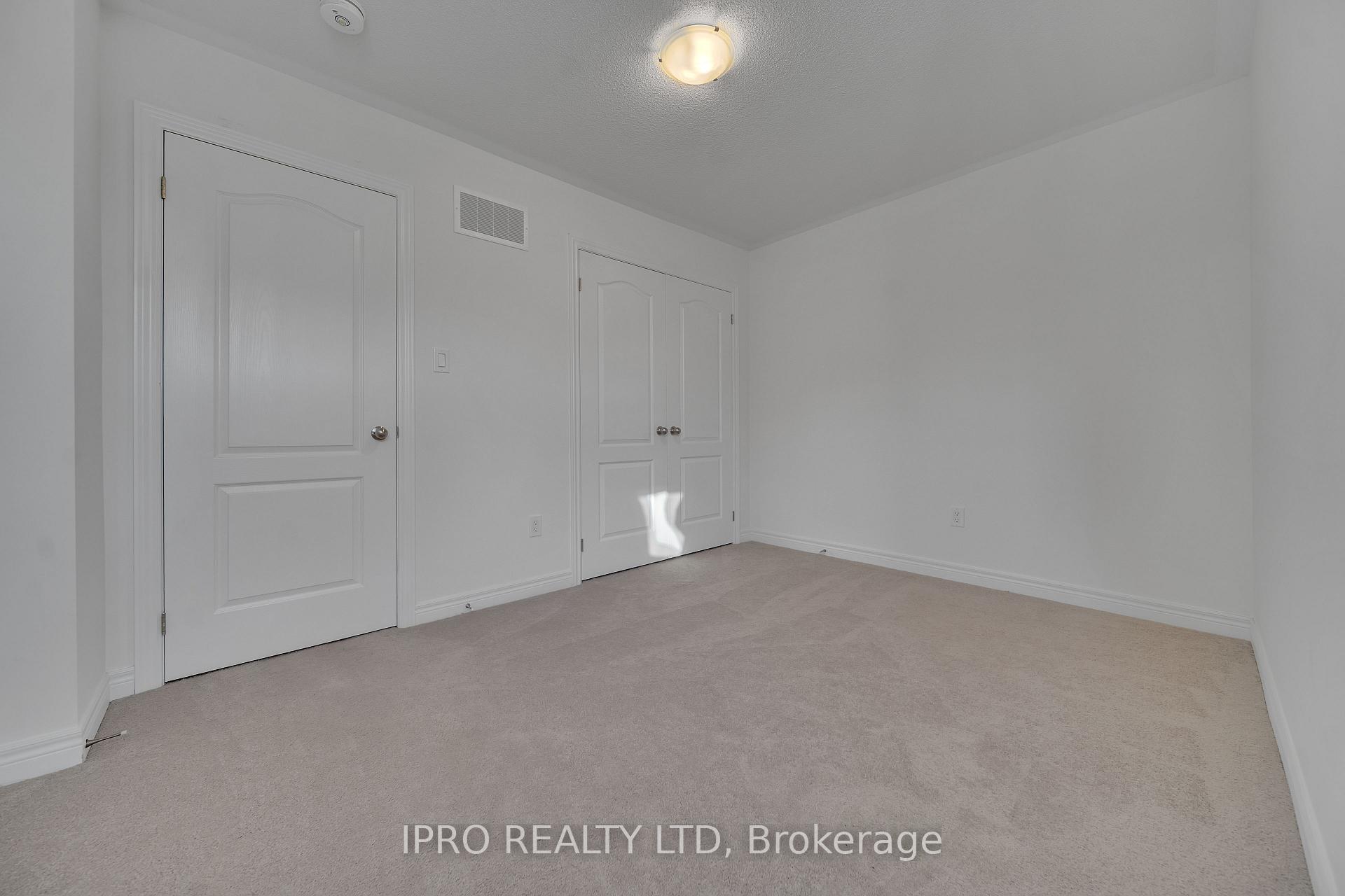 Photo 17 of 3950 Koenig Road, Burlington, Alton — HOMEH