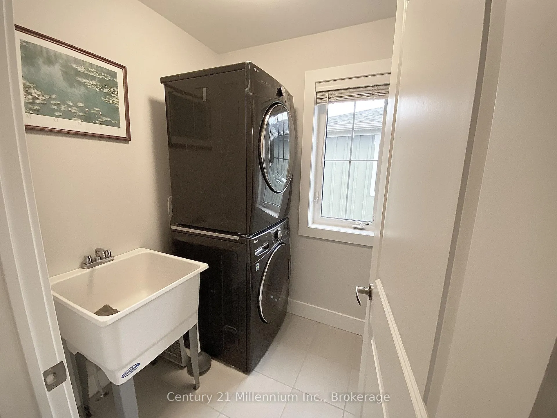 Photo 22 of 158 Red Pine Street, Blue Mountains — HOMEH