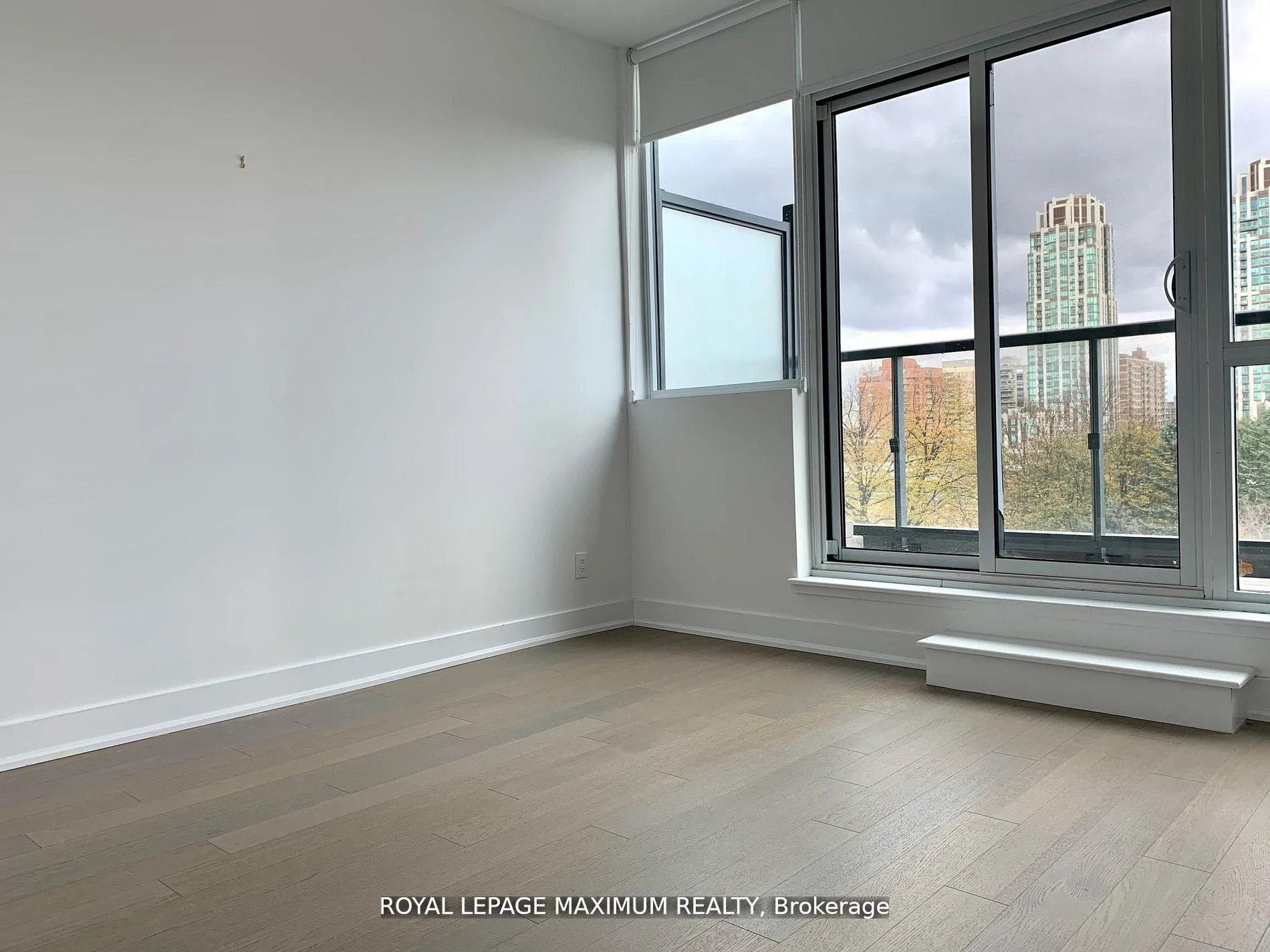 Photo 11 of Unit 502, 1486 Bathurst Street, Toronto, Humewood-Cedarvale — HOMEH